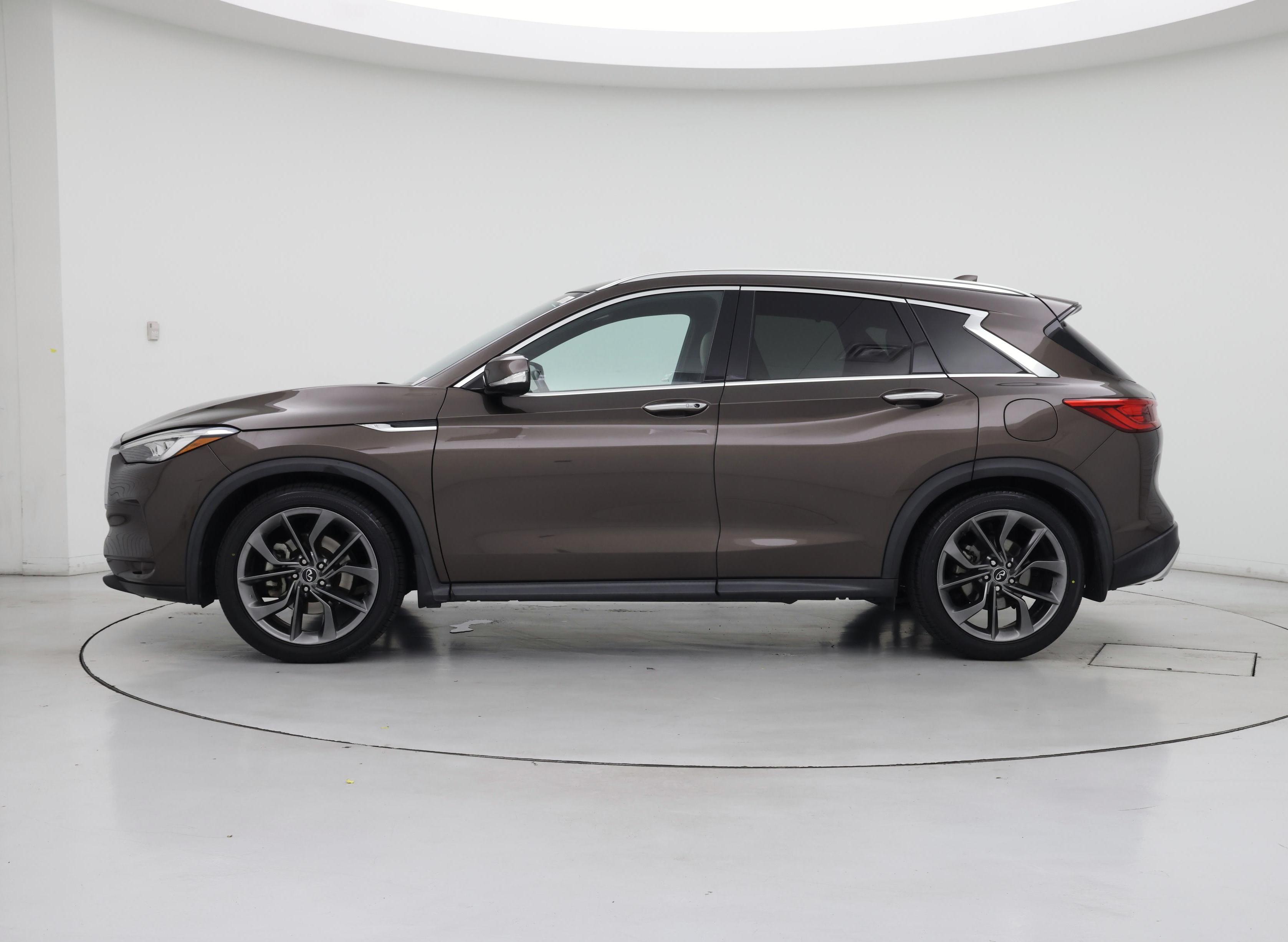 Thumbnail: 2019 INFINITI QX50 - 3
