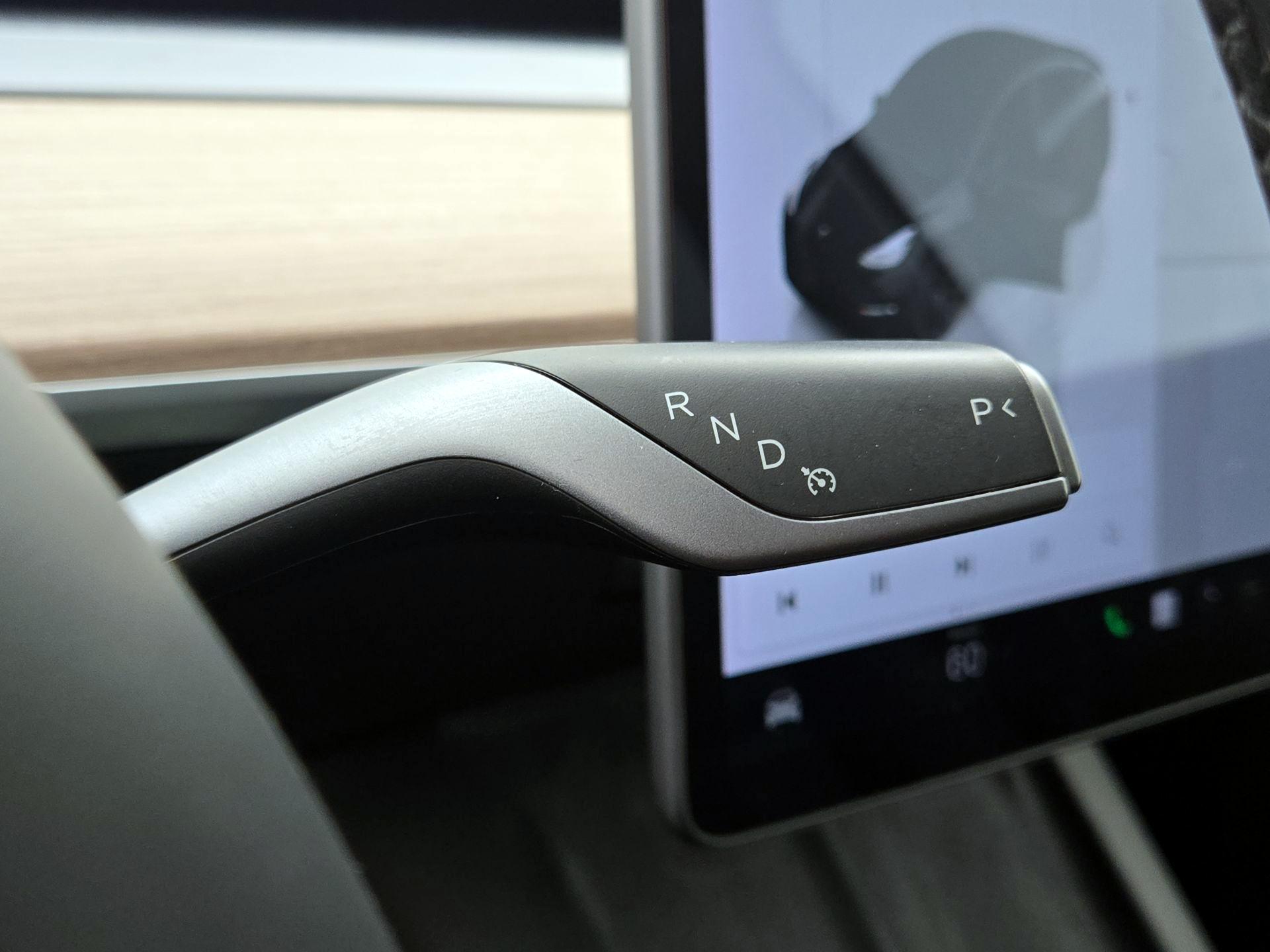Thumbnail: 2022 Tesla Model Y - 17