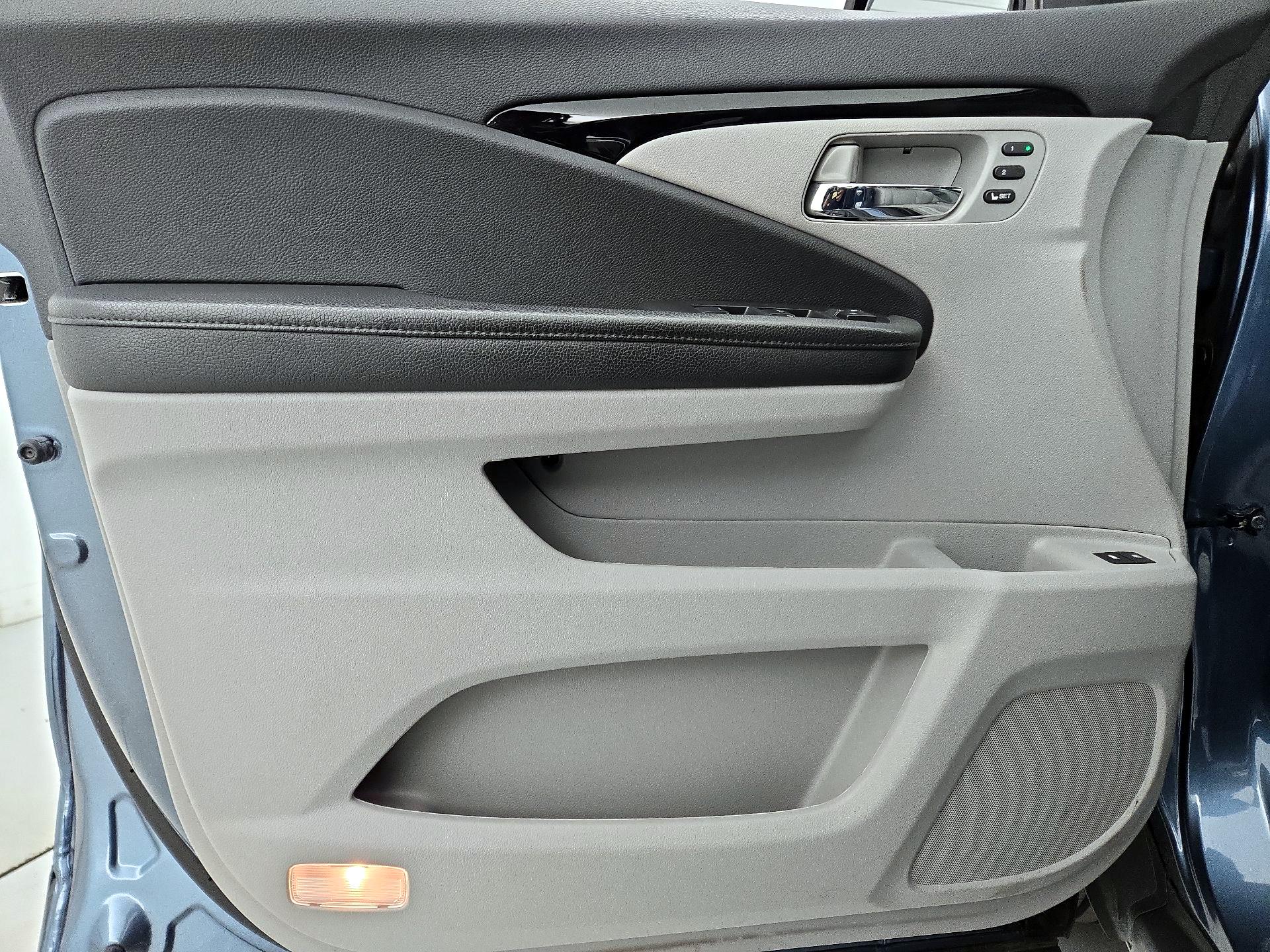 Thumbnail: 2022 Honda Pilot - 12