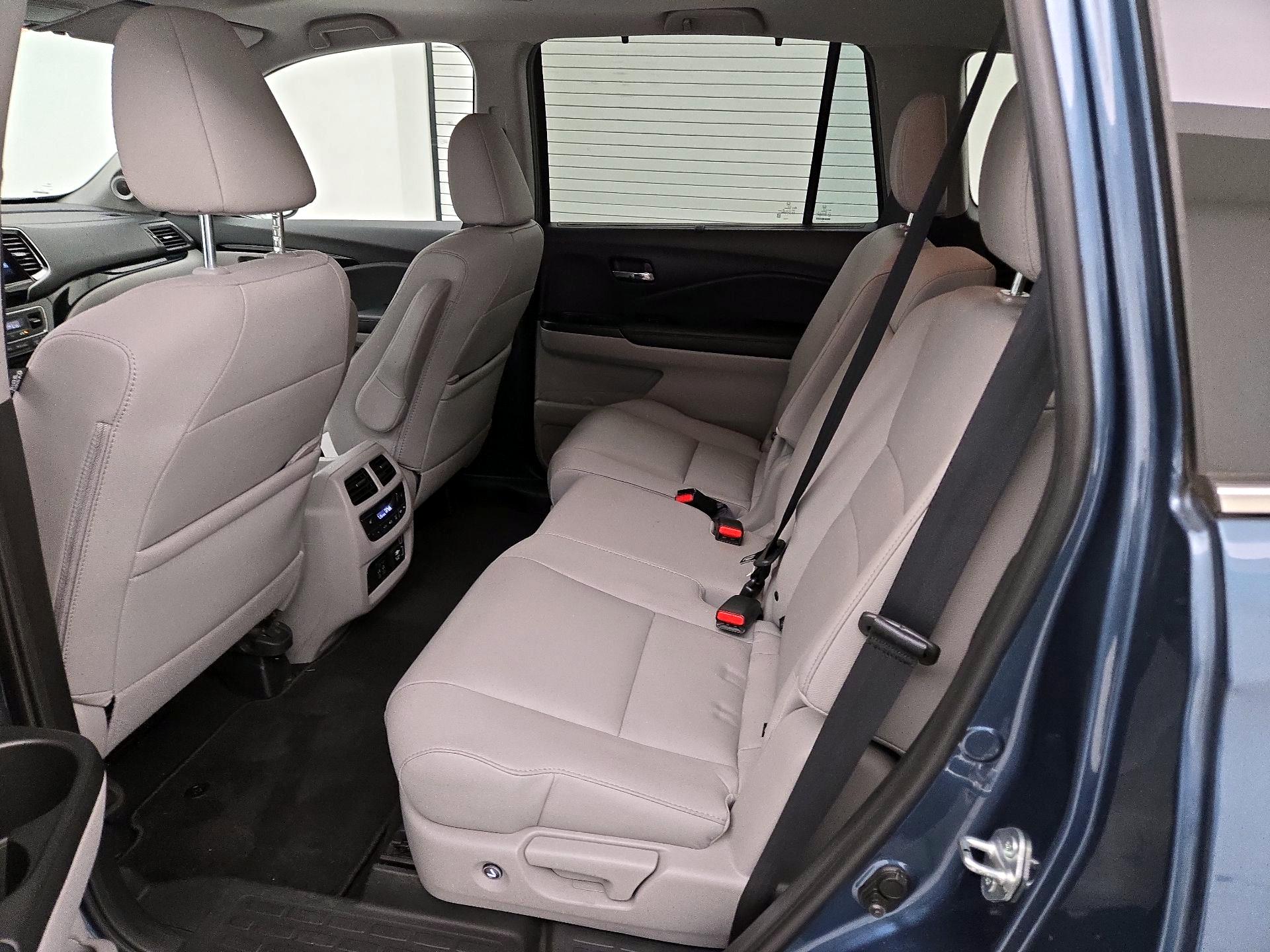 Thumbnail: 2022 Honda Pilot - 18