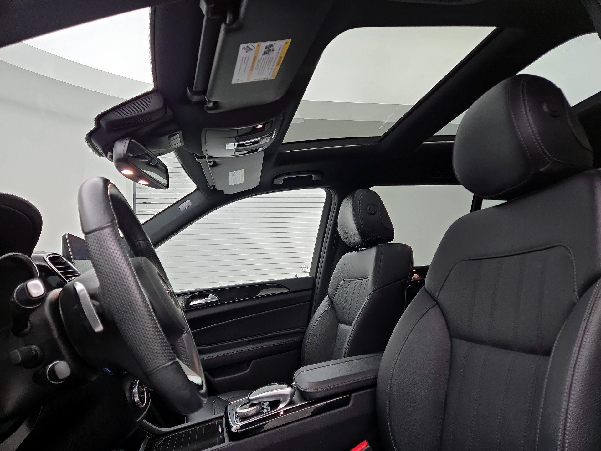 Thumbnail: 2019 Mercedes-Benz GLS - 19