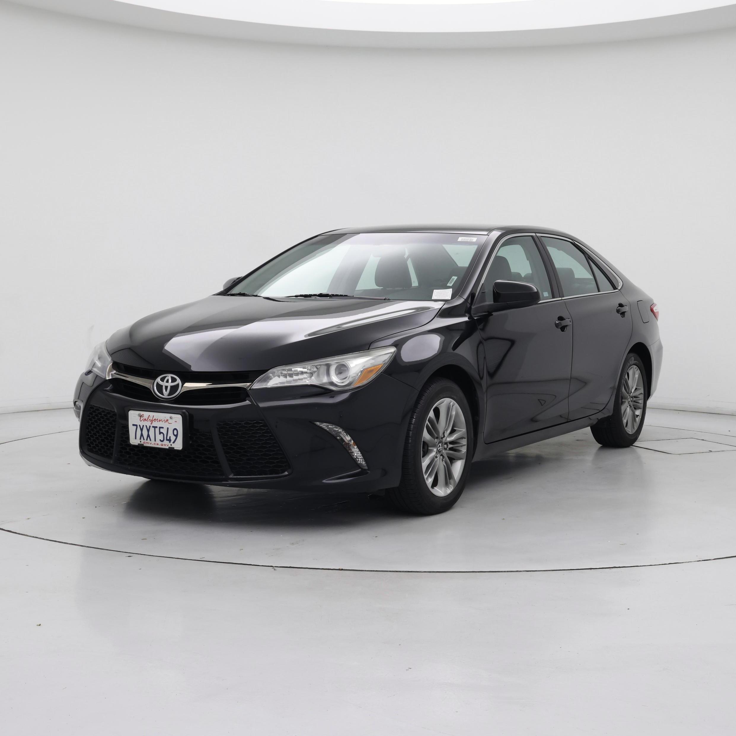 Thumbnail: 2017 Toyota Camry - 4
