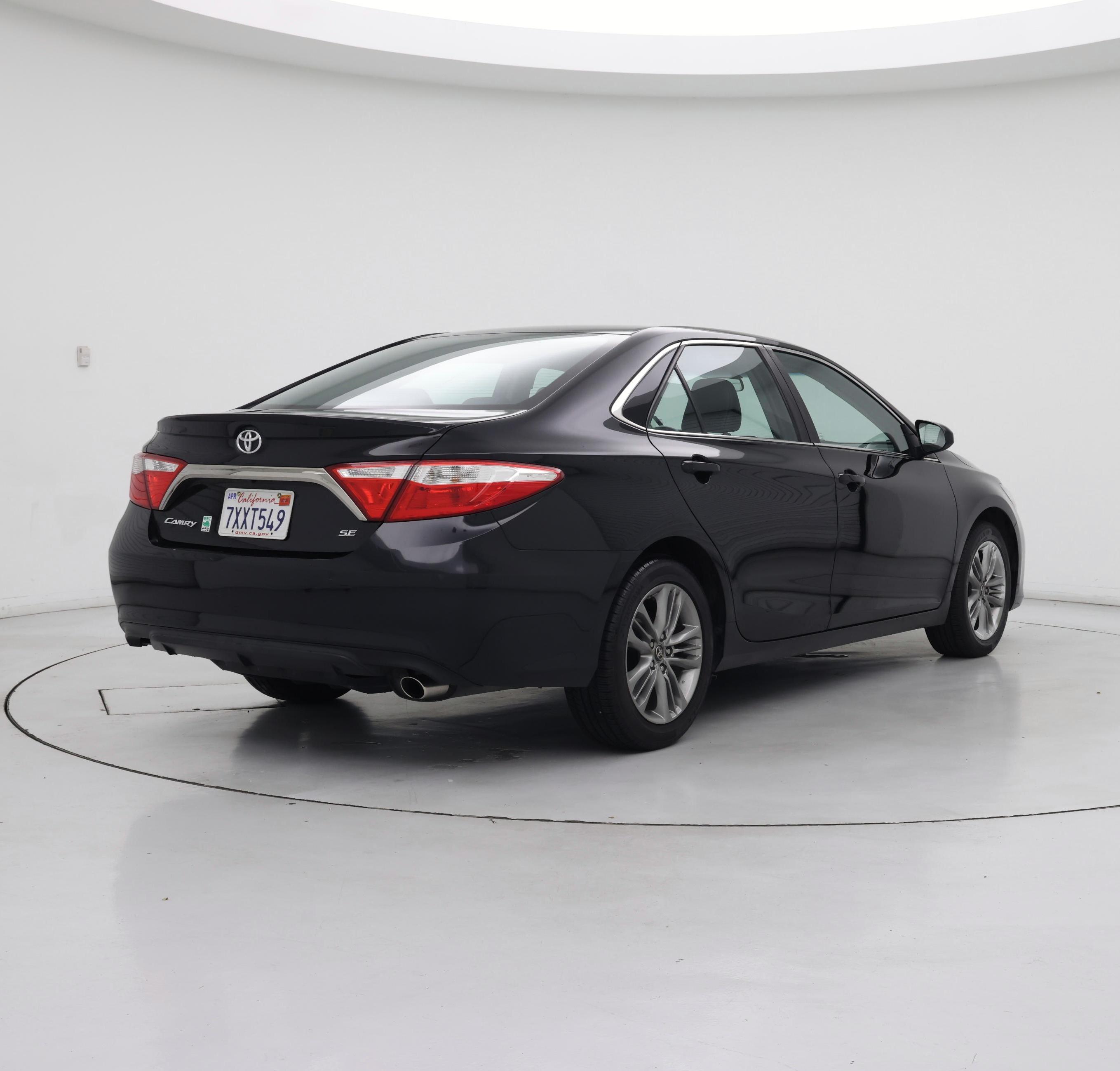 Thumbnail: 2017 Toyota Camry - 8