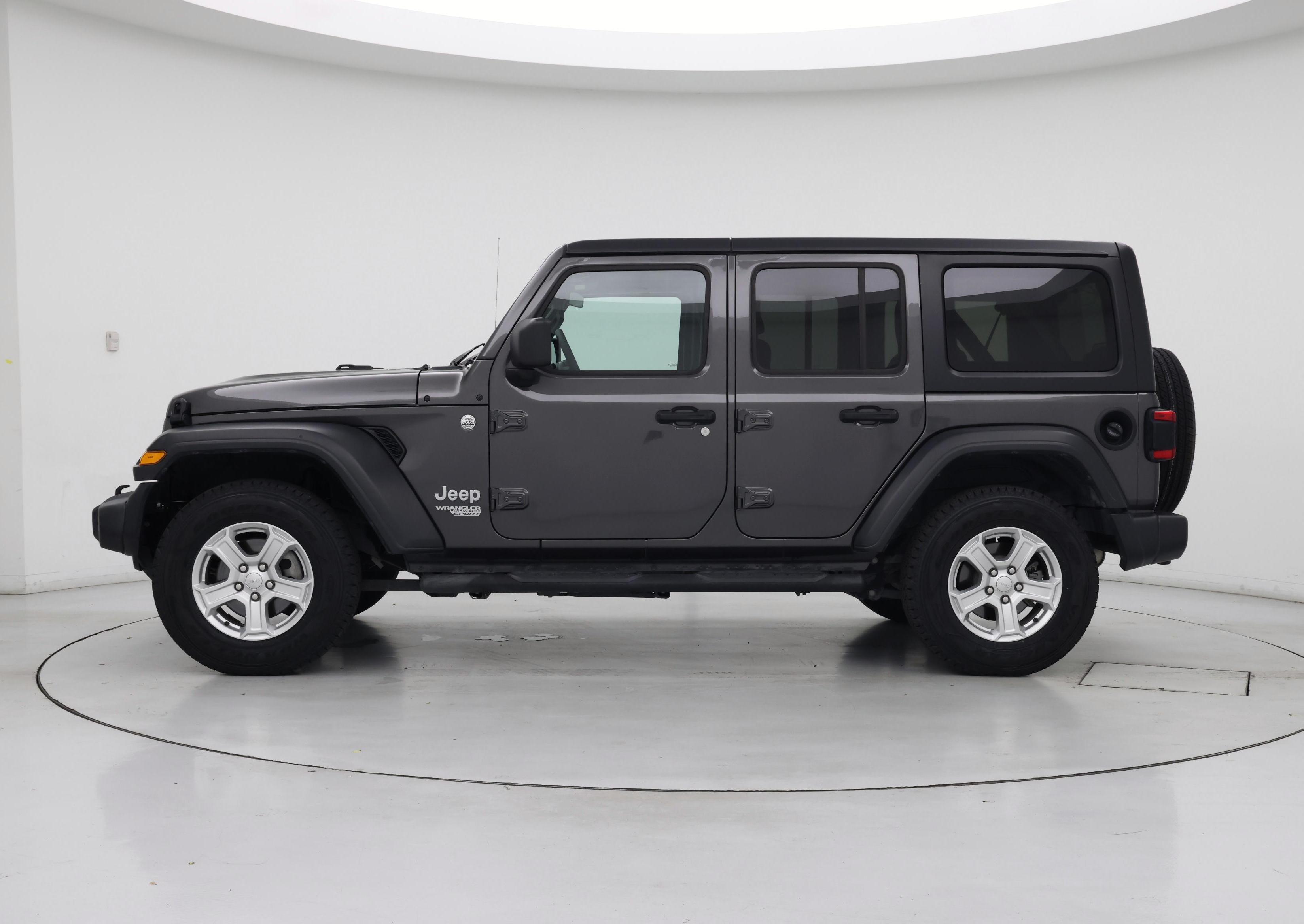 Thumbnail: 2019 Jeep Wrangler - 3