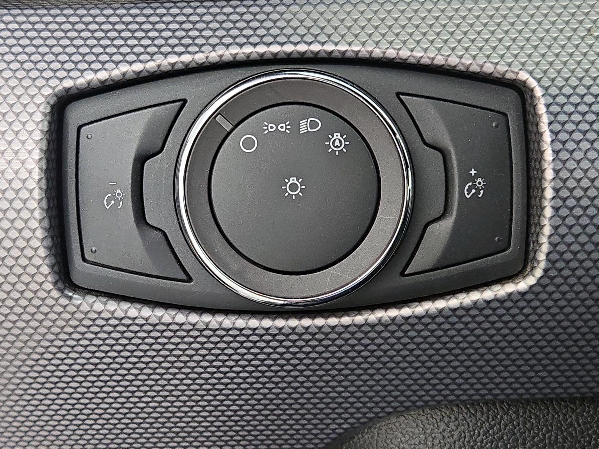 Thumbnail: 2019 Ford Mustang - 13