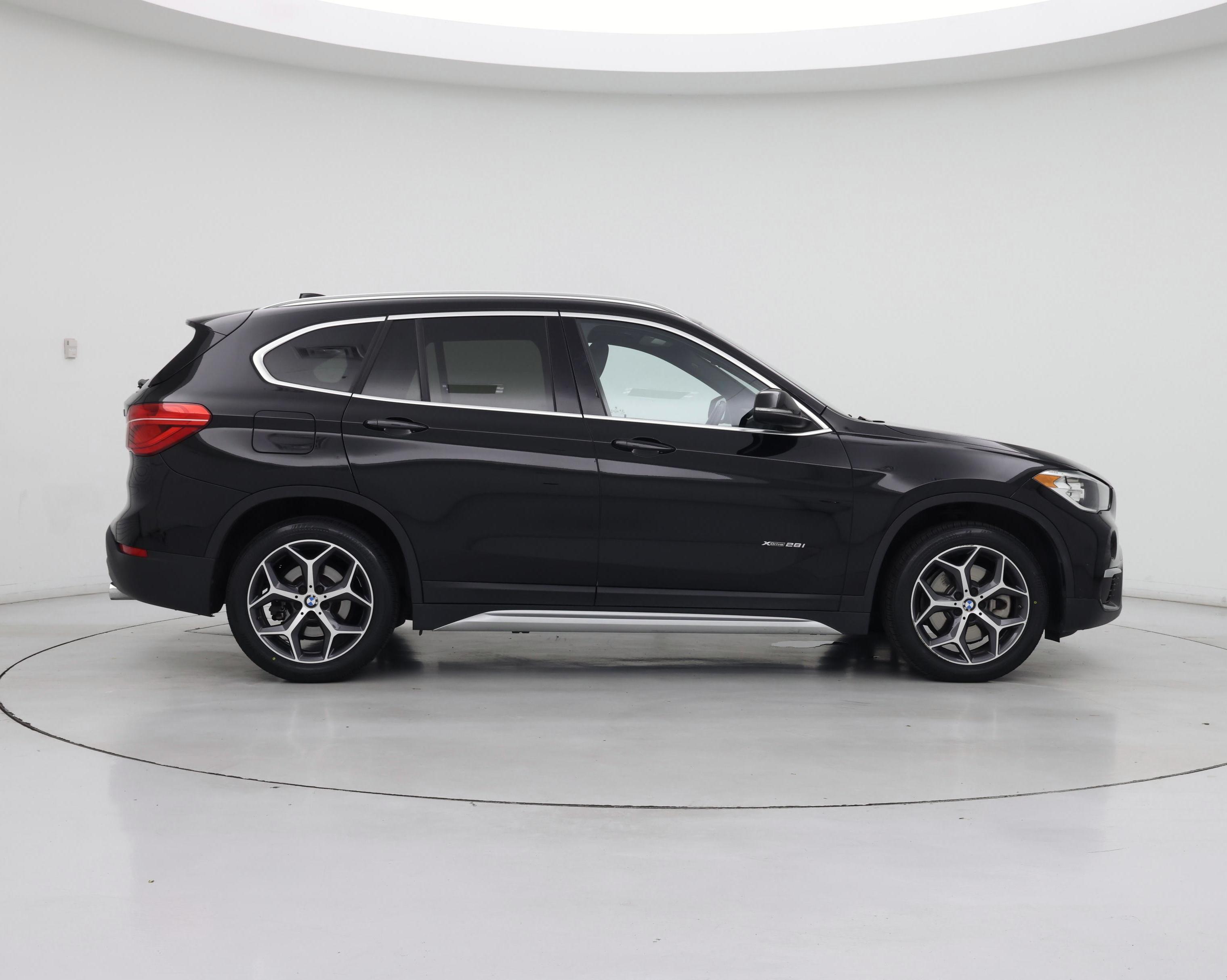 Thumbnail: 2018 BMW X1 - 7