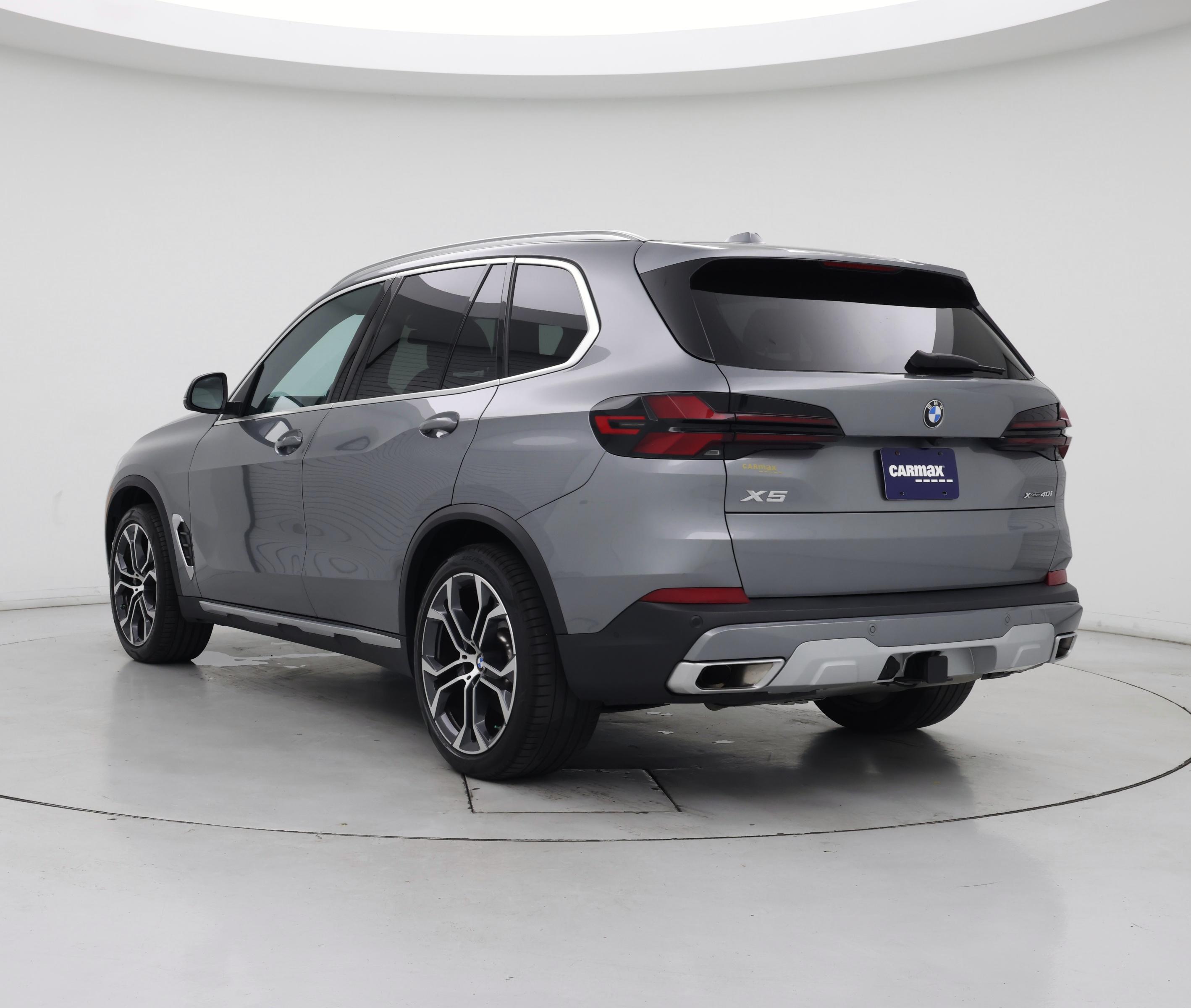 Thumbnail: 2024 BMW X5 - 2