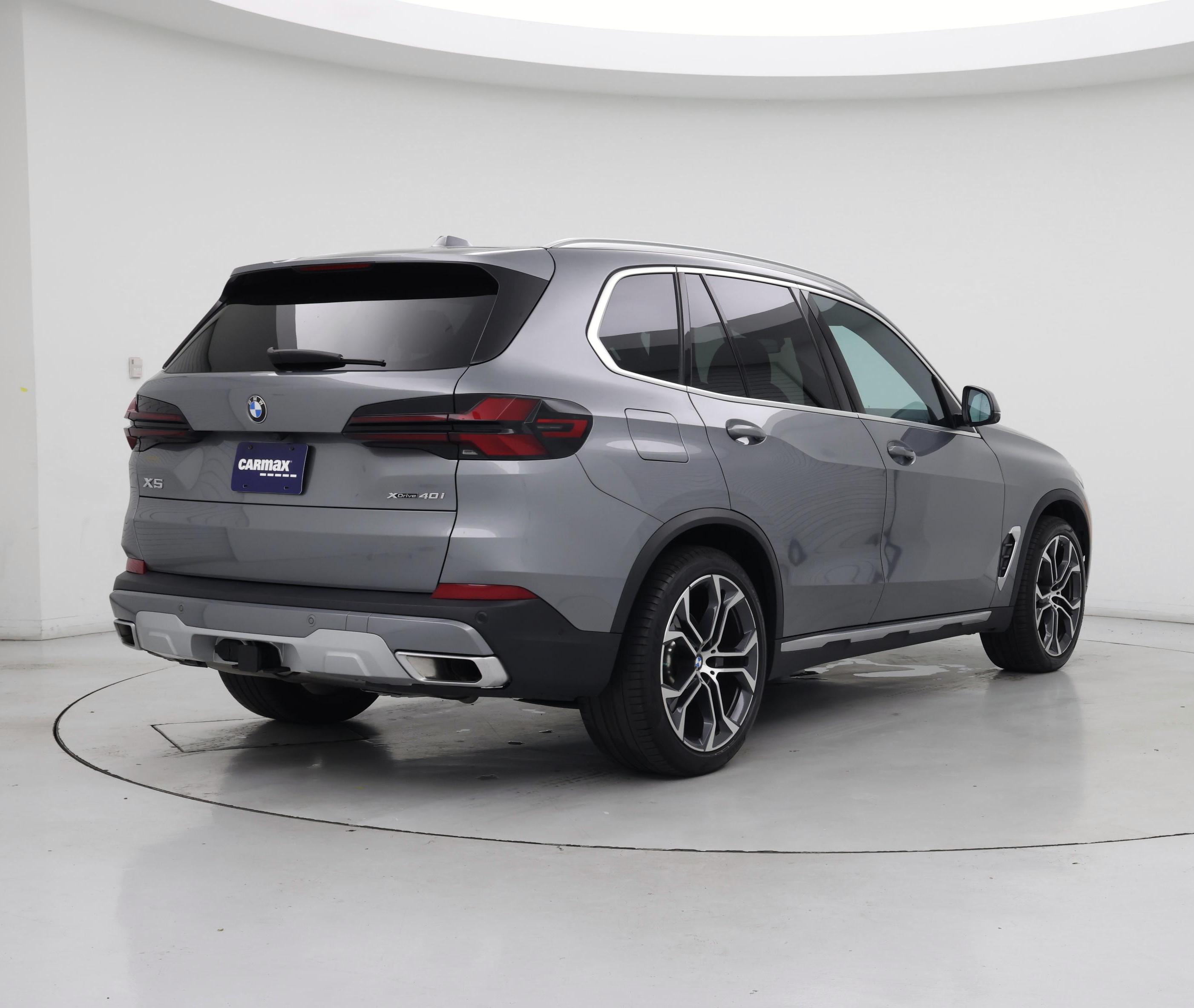 Thumbnail: 2024 BMW X5 - 8