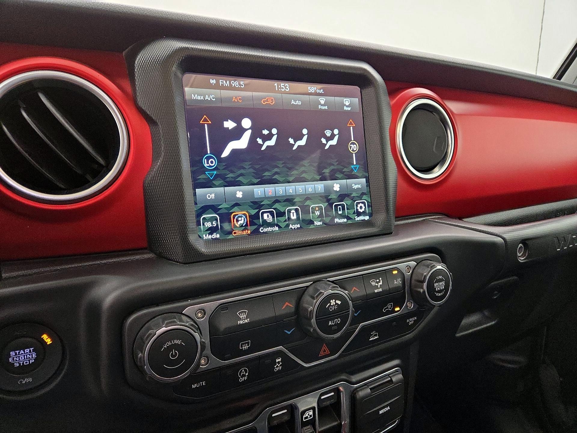Thumbnail: 2021 Jeep Wrangler - 17