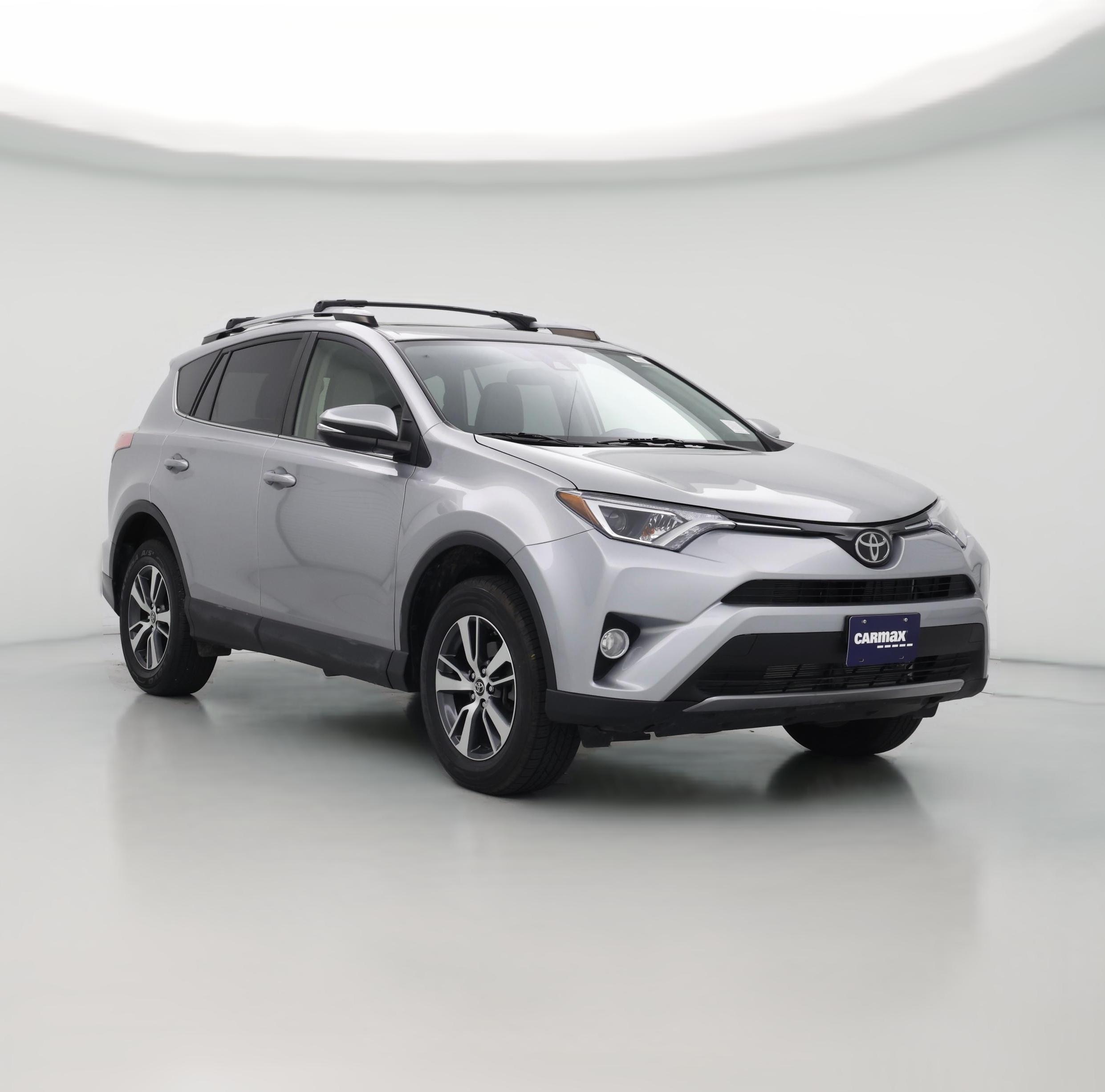 Thumbnail: 2018 Toyota RAV4 - 1