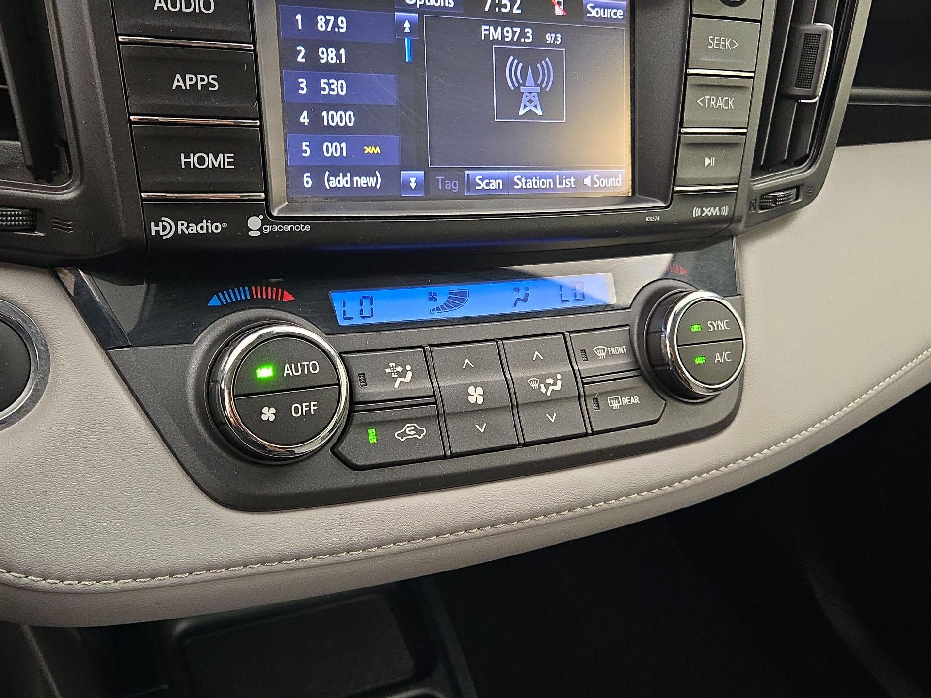 Thumbnail: 2018 Toyota RAV4 - 16