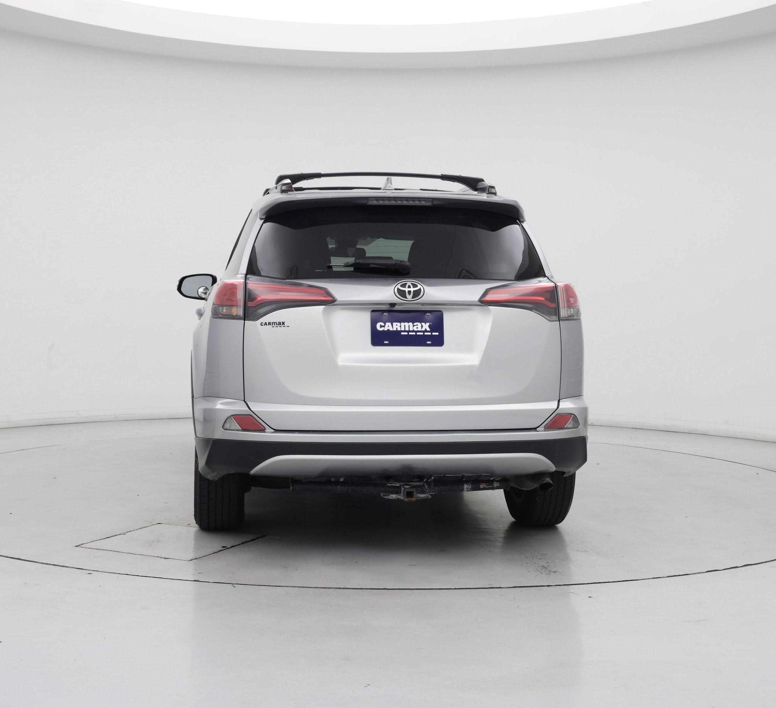 Thumbnail: 2018 Toyota RAV4 - 6