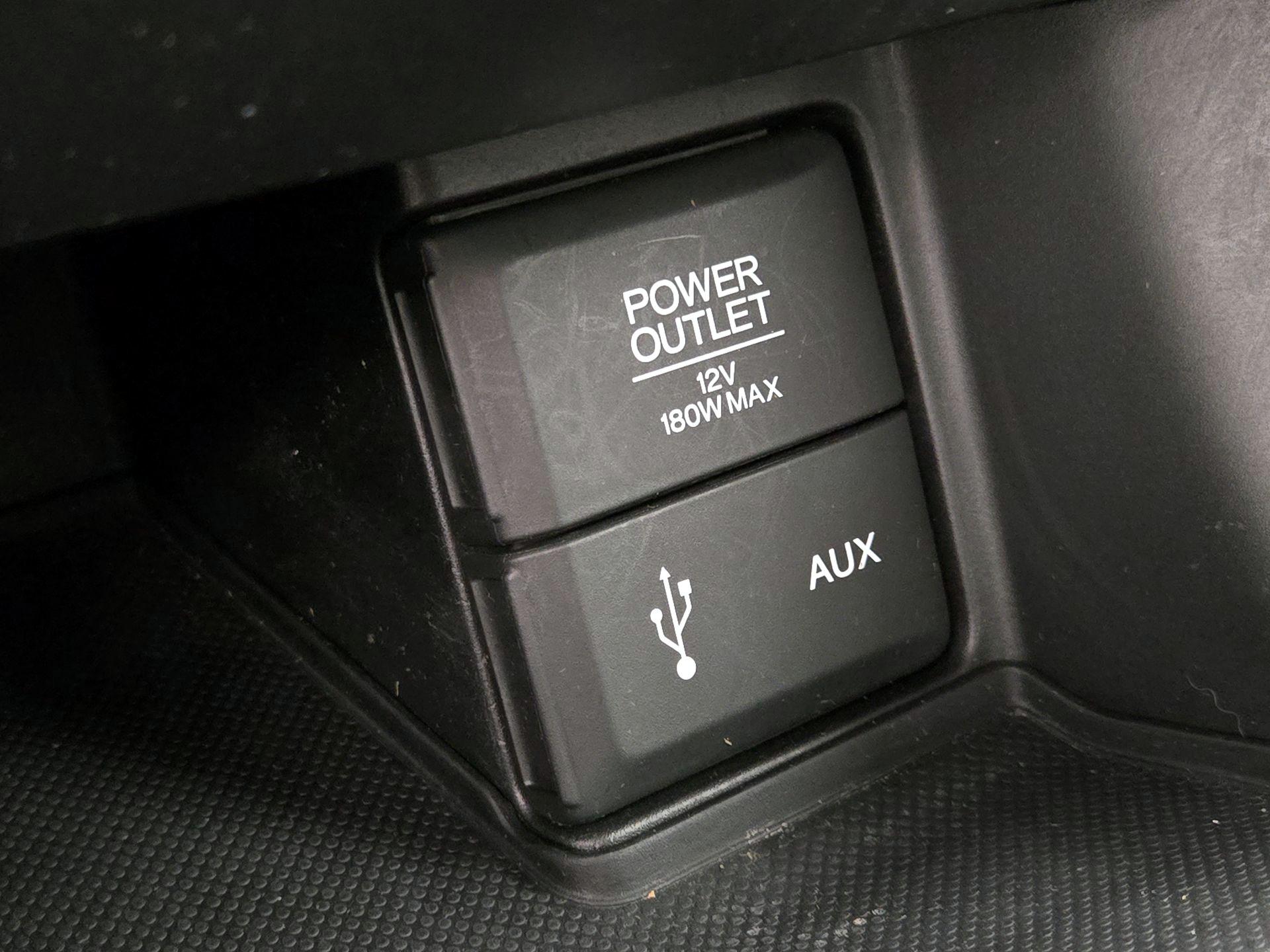 Thumbnail: 2015 Honda Accord - 18