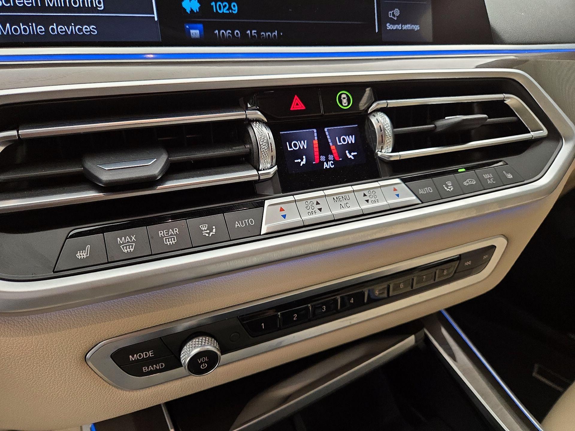 Thumbnail: 2022 BMW X5 - 17