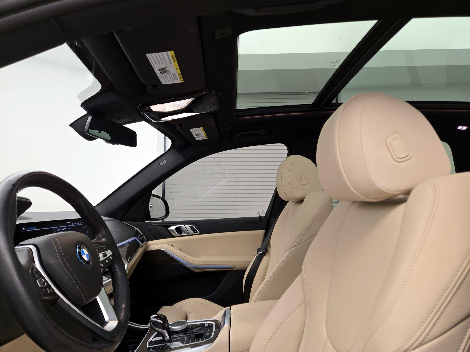 Thumbnail: 2022 BMW X5 - 20