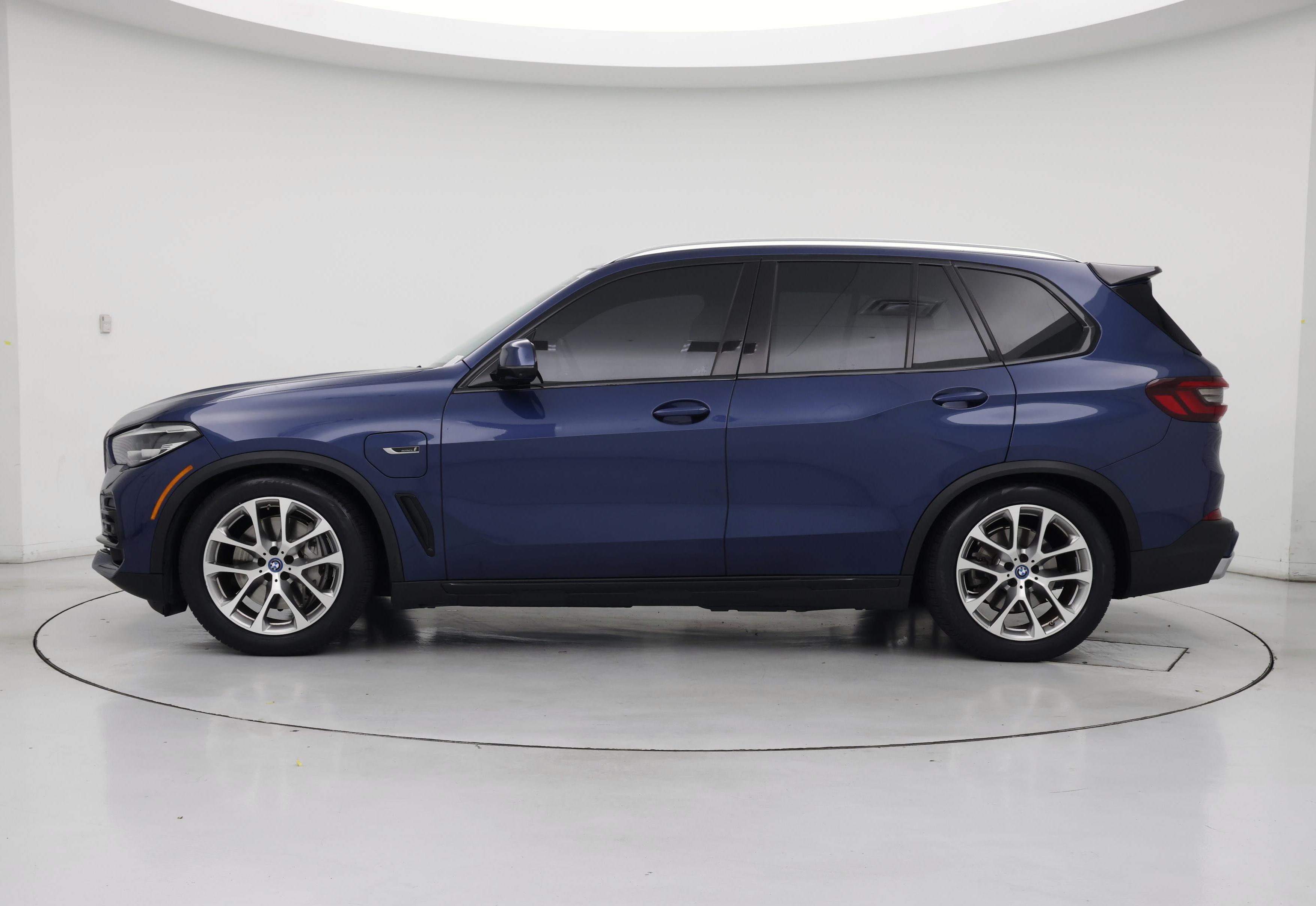 Thumbnail: 2022 BMW X5 - 3