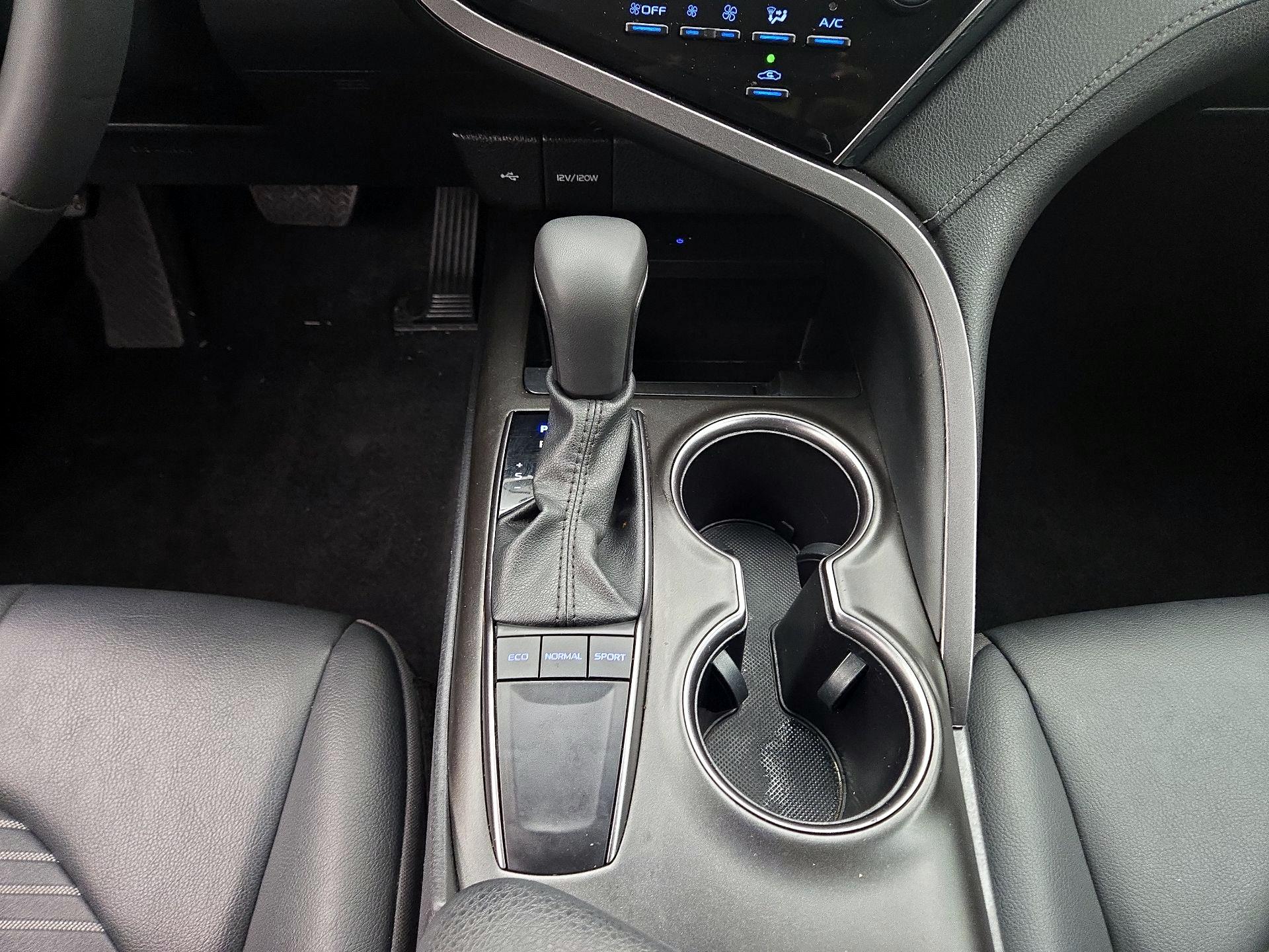 Thumbnail: 2024 Toyota Camry - 17