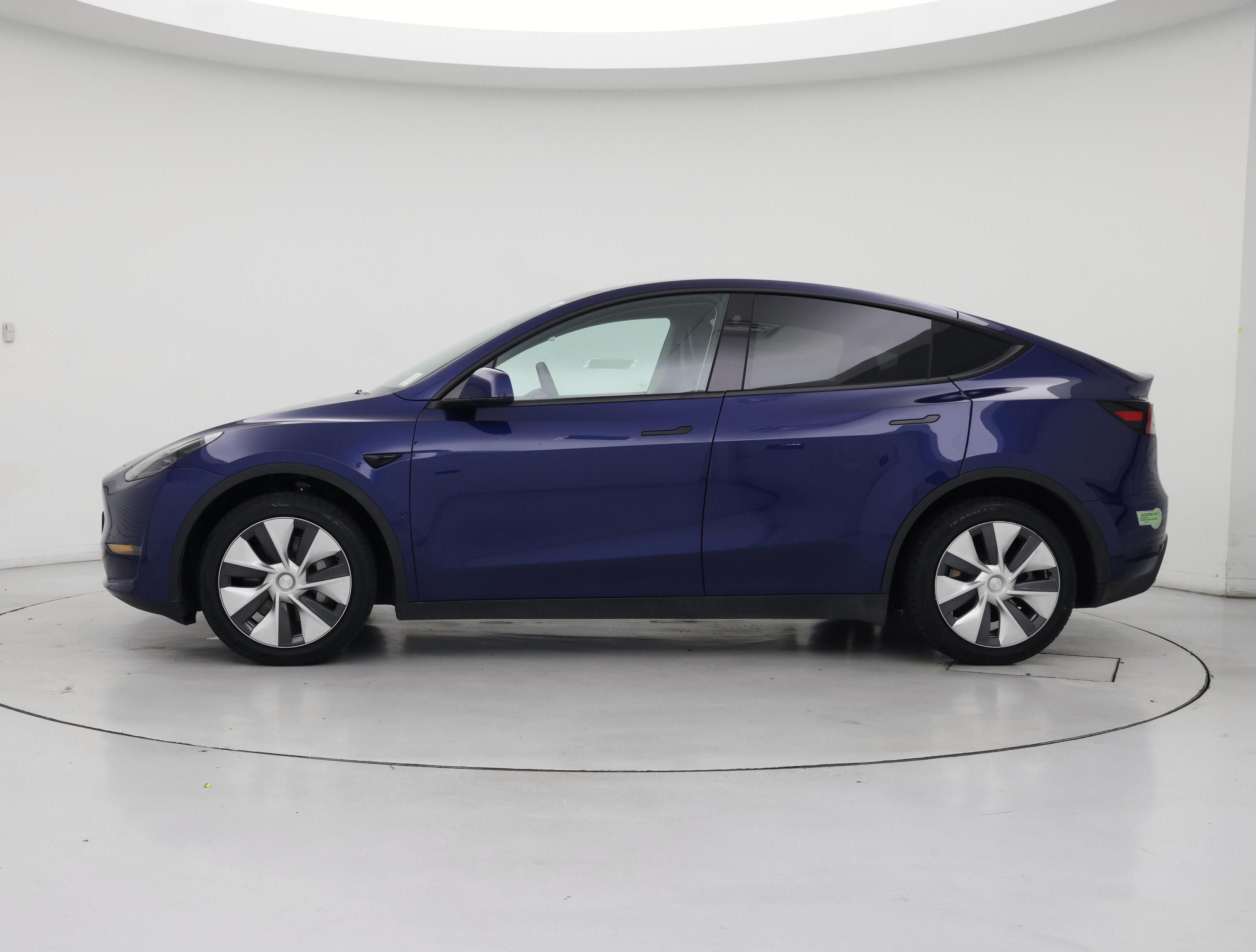 Thumbnail: 2023 Tesla Model Y - 3