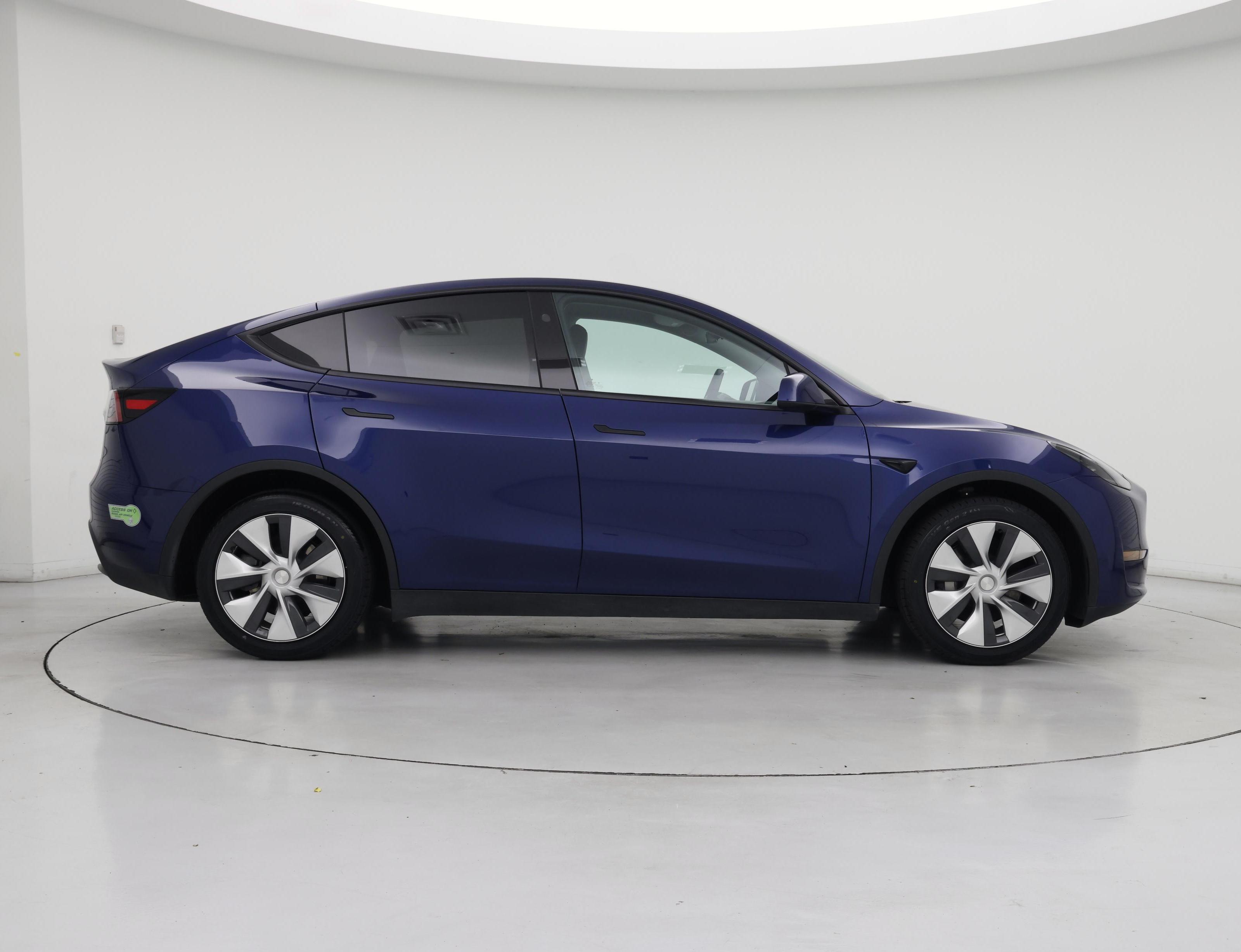 Thumbnail: 2023 Tesla Model Y - 7