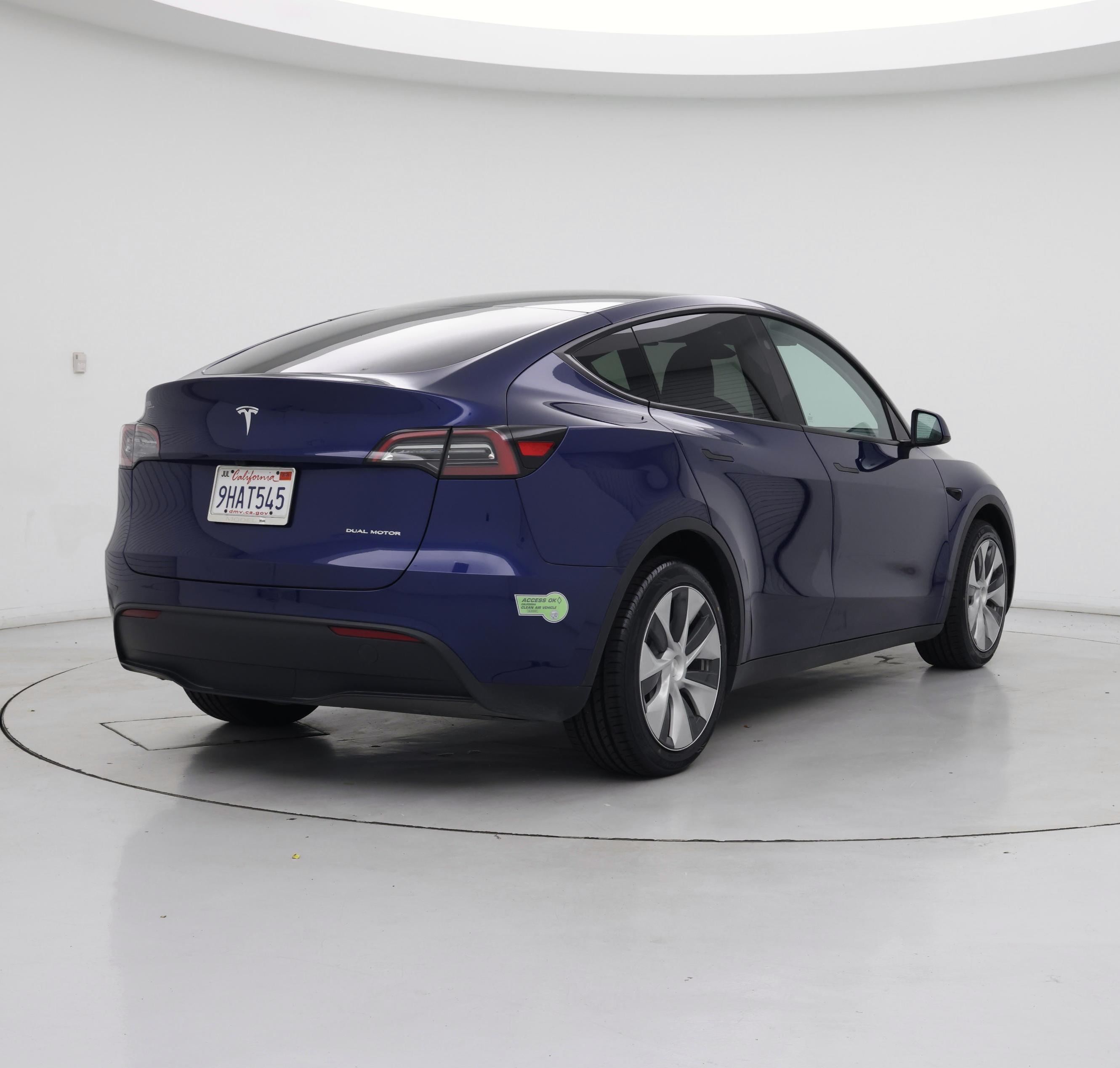 Thumbnail: 2023 Tesla Model Y - 8