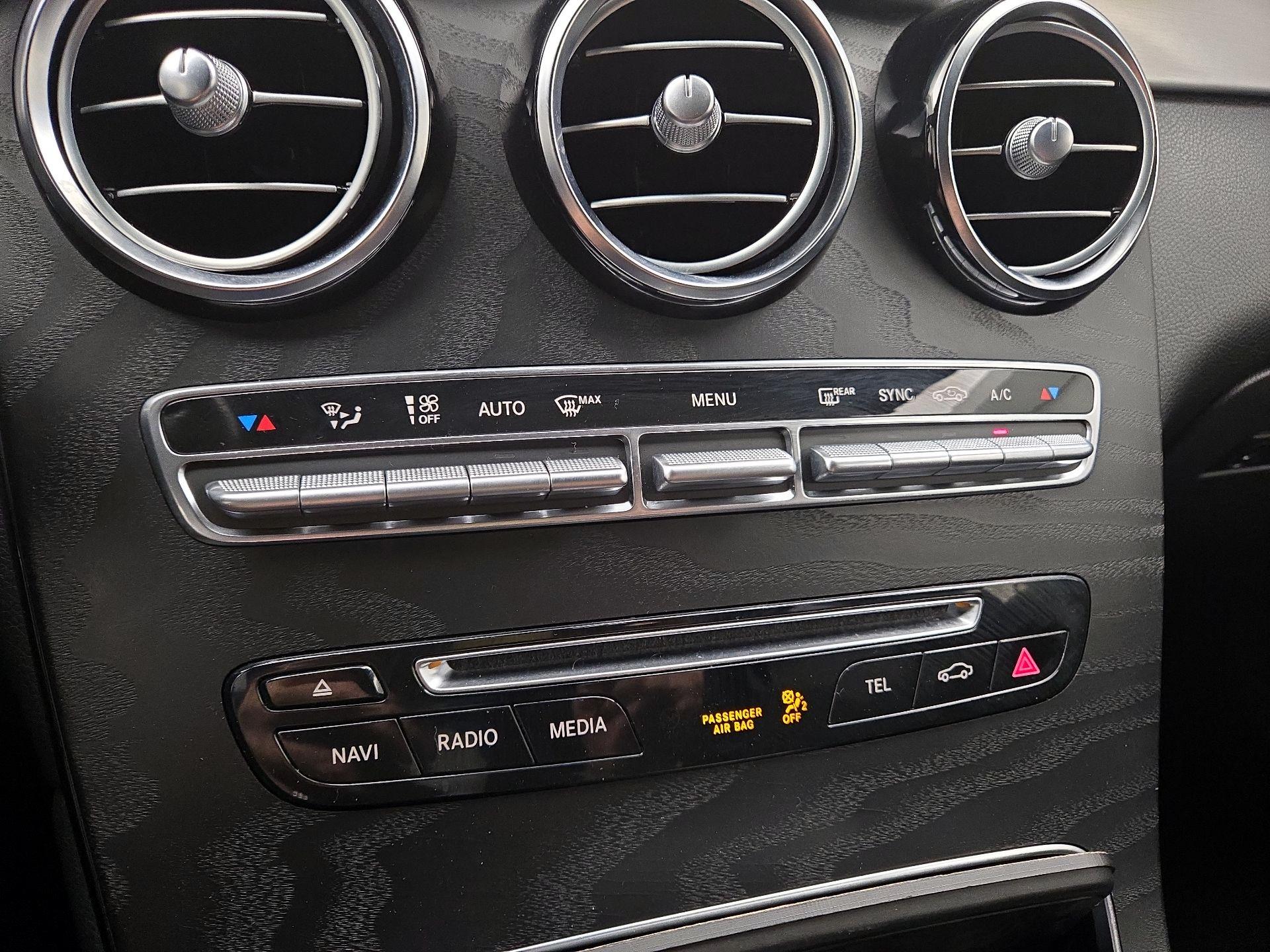 Thumbnail: 2019 Mercedes-Benz GLC - 17