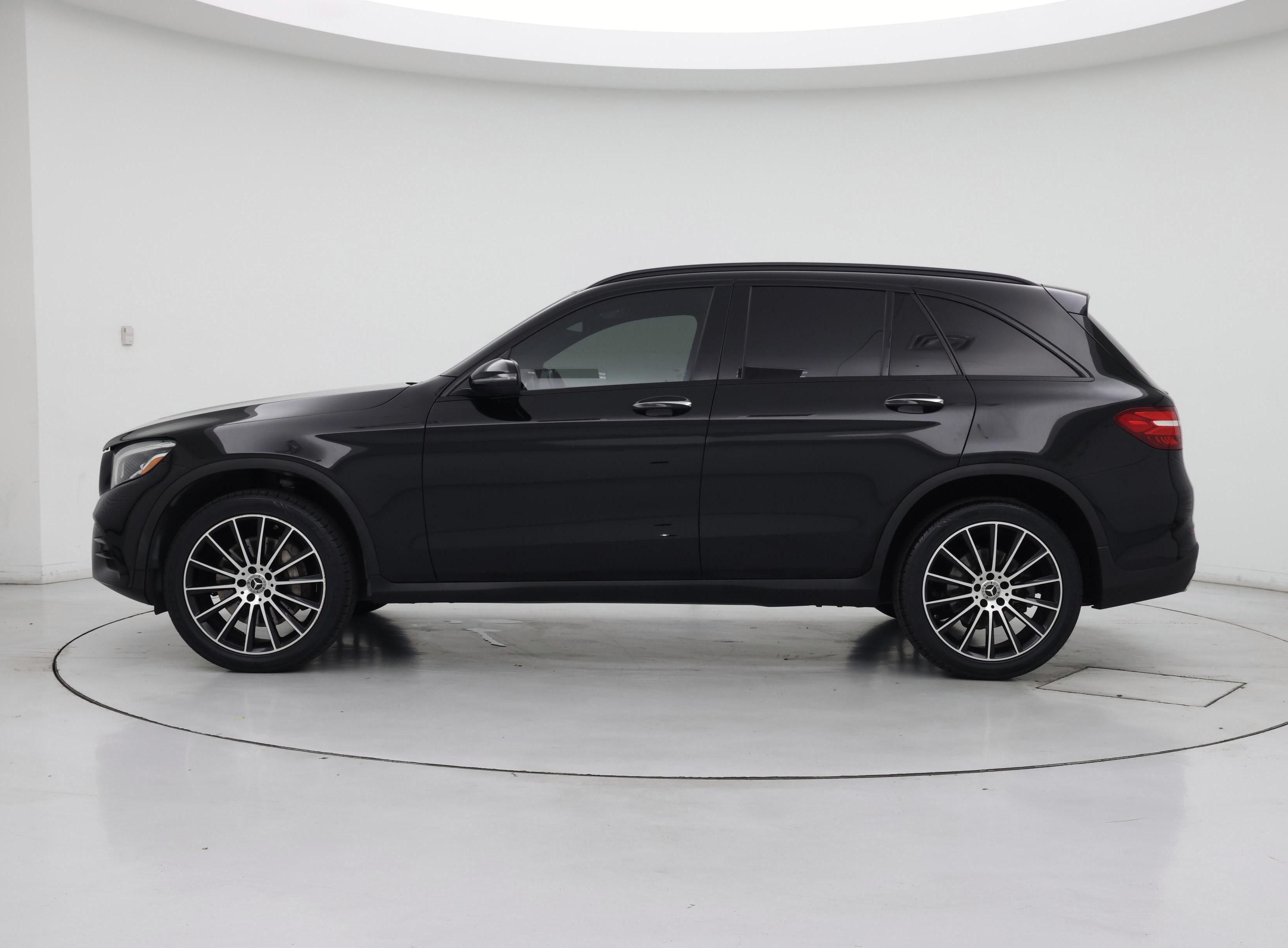 Thumbnail: 2019 Mercedes-Benz GLC - 3