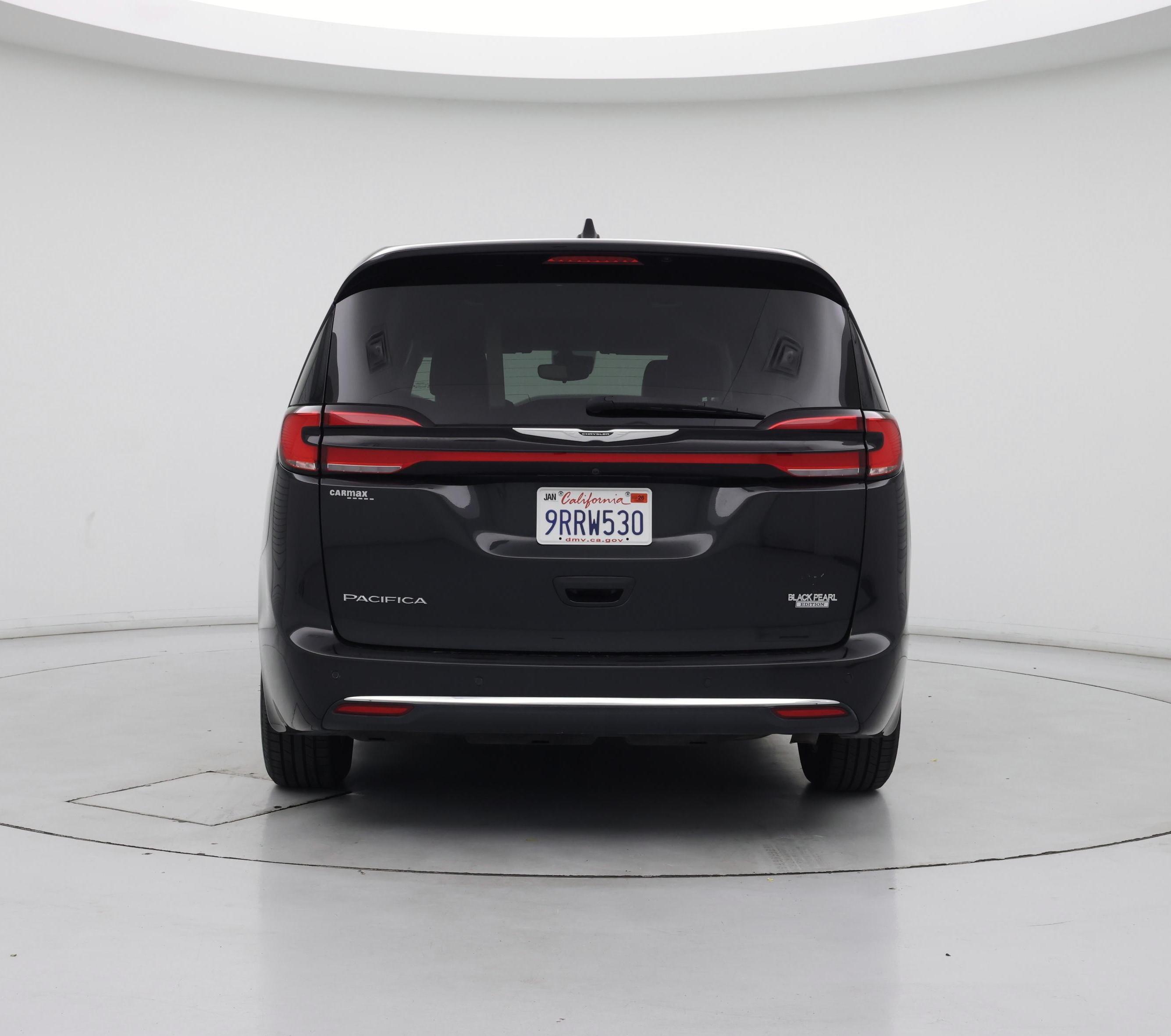 Thumbnail: 2023 Chrysler Pacifica - 6