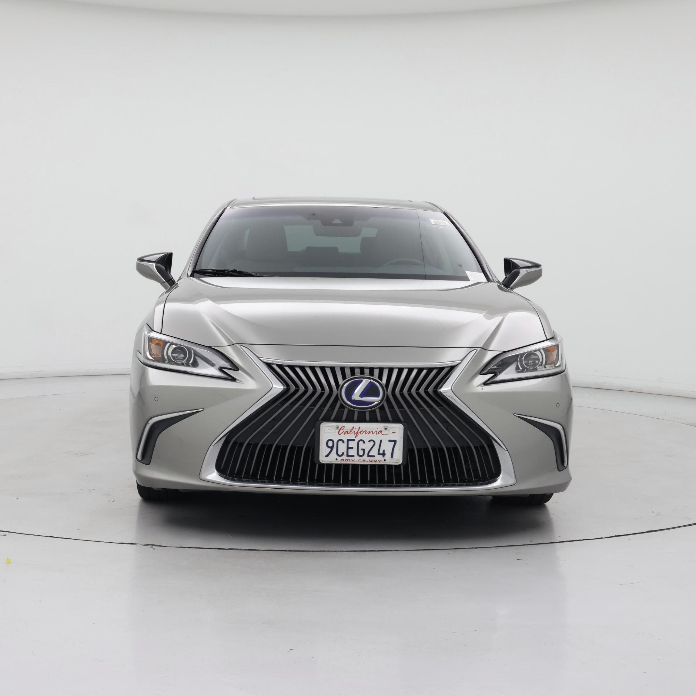 Thumbnail: 2019 Lexus ES - 5