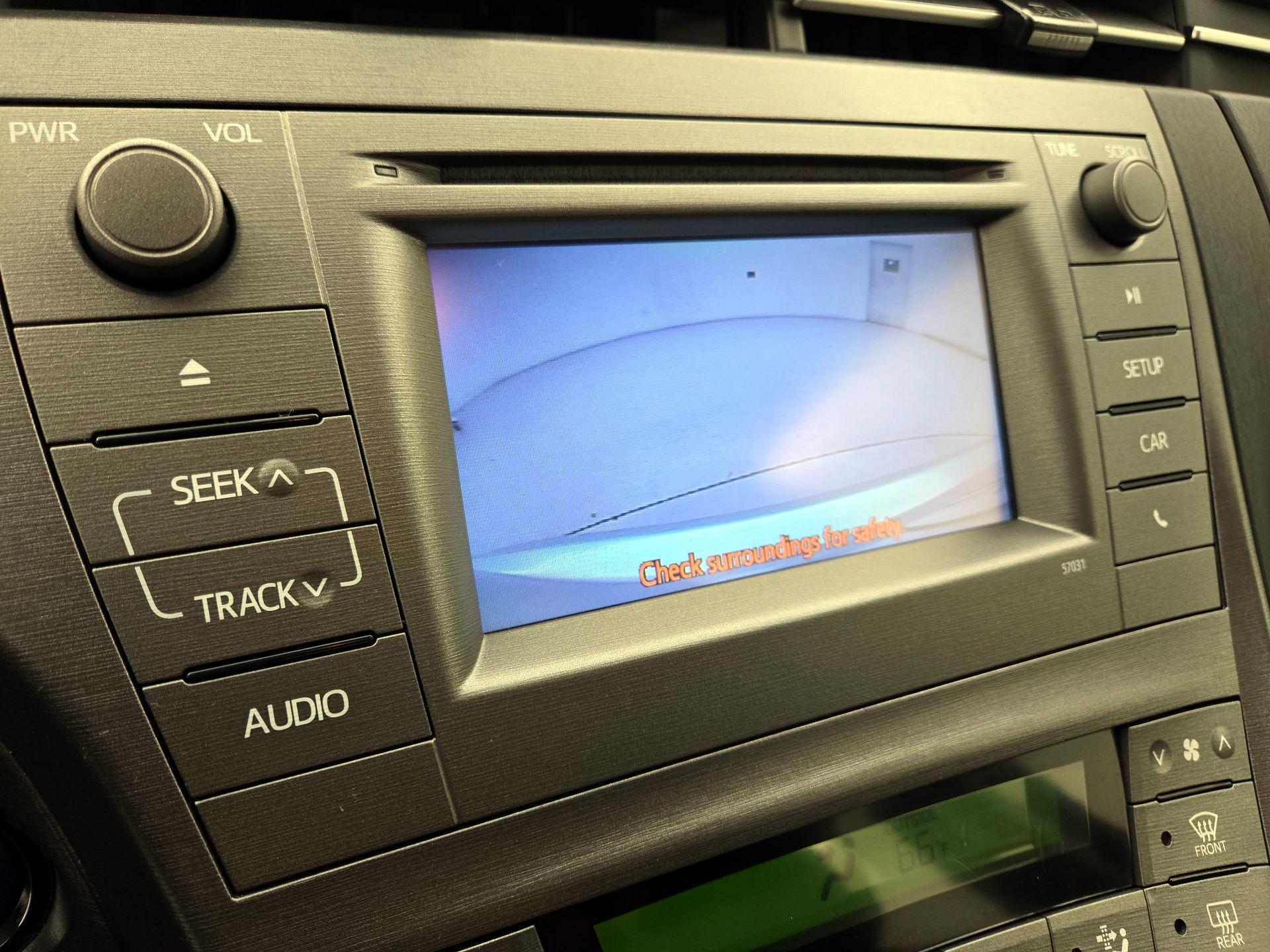 Thumbnail: 2015 Toyota Prius - 14