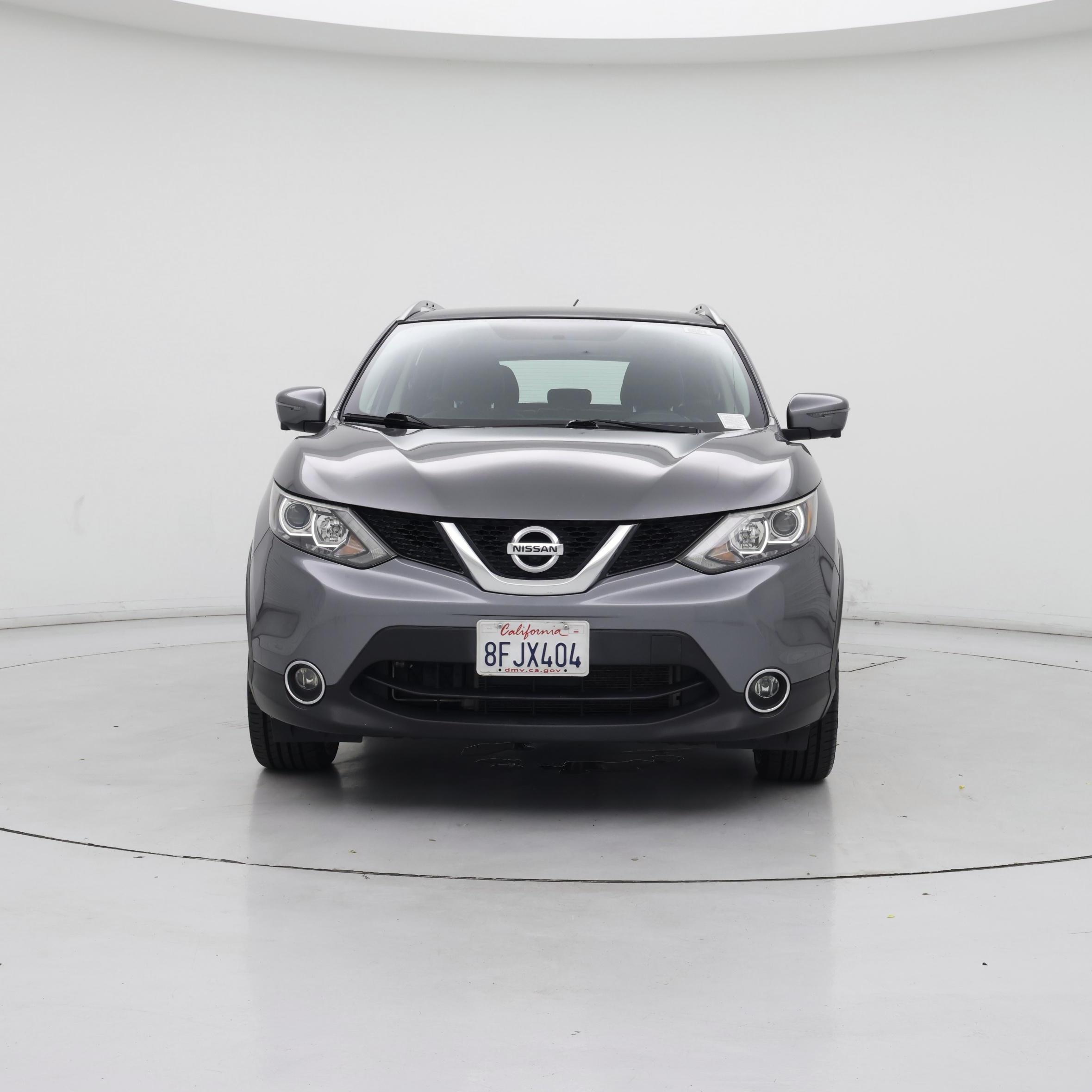 Thumbnail: 2017 Nissan Rogue Sport - 5