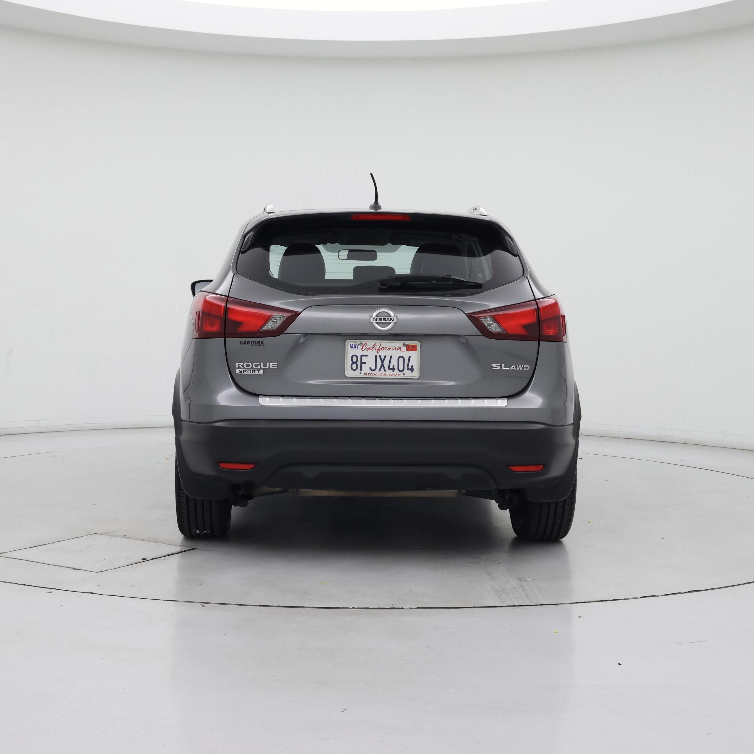 Thumbnail: 2017 Nissan Rogue Sport - 6