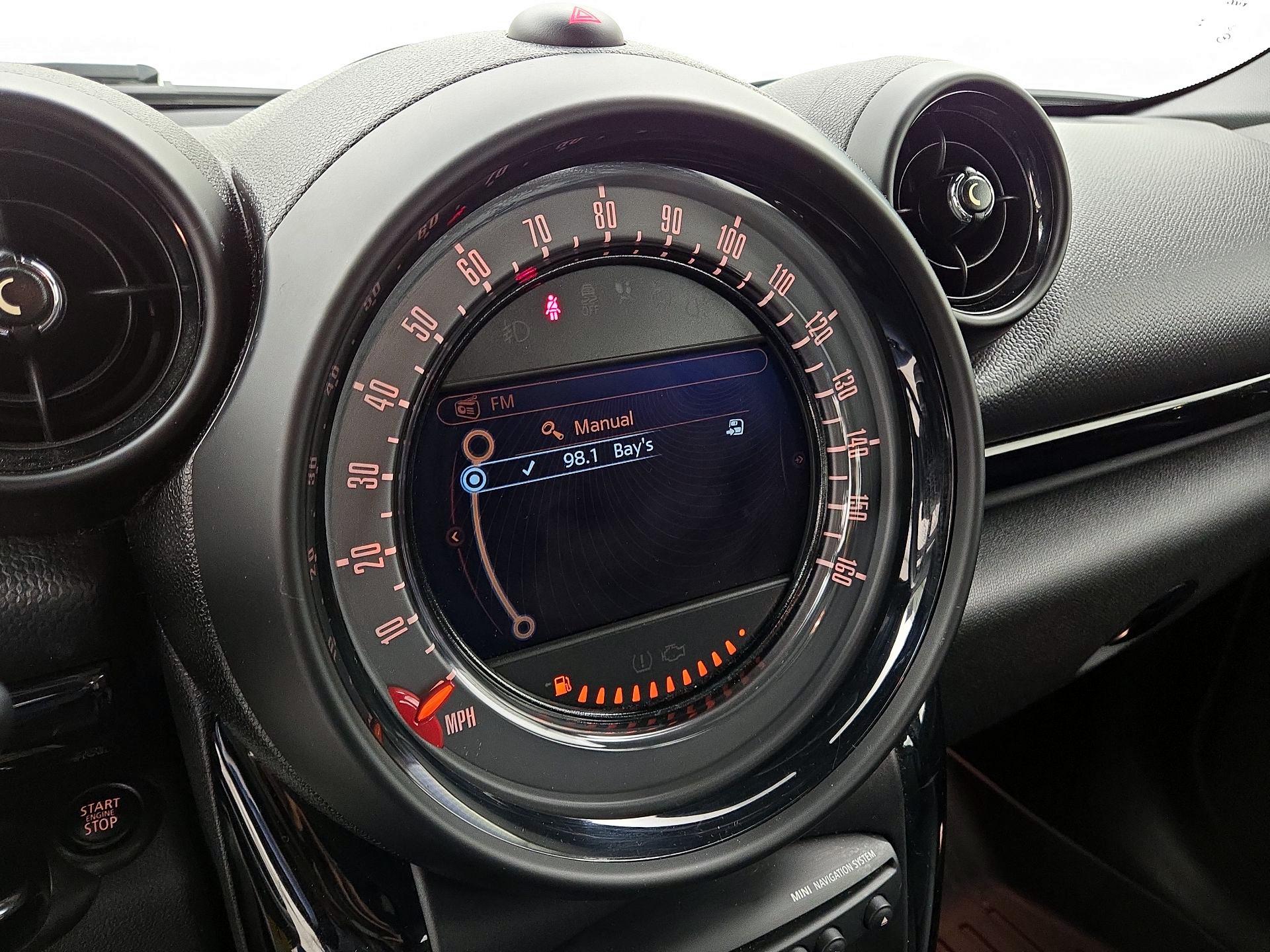 Thumbnail: 2016 MINI Cooper Countryman - 15