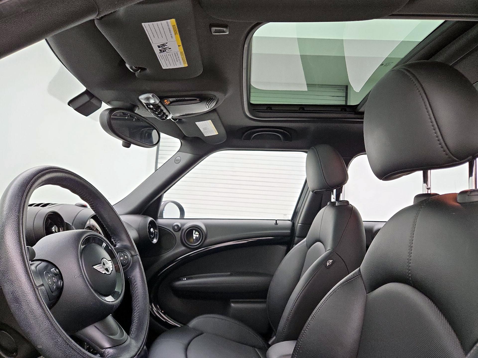 Thumbnail: 2016 MINI Cooper Countryman - 18