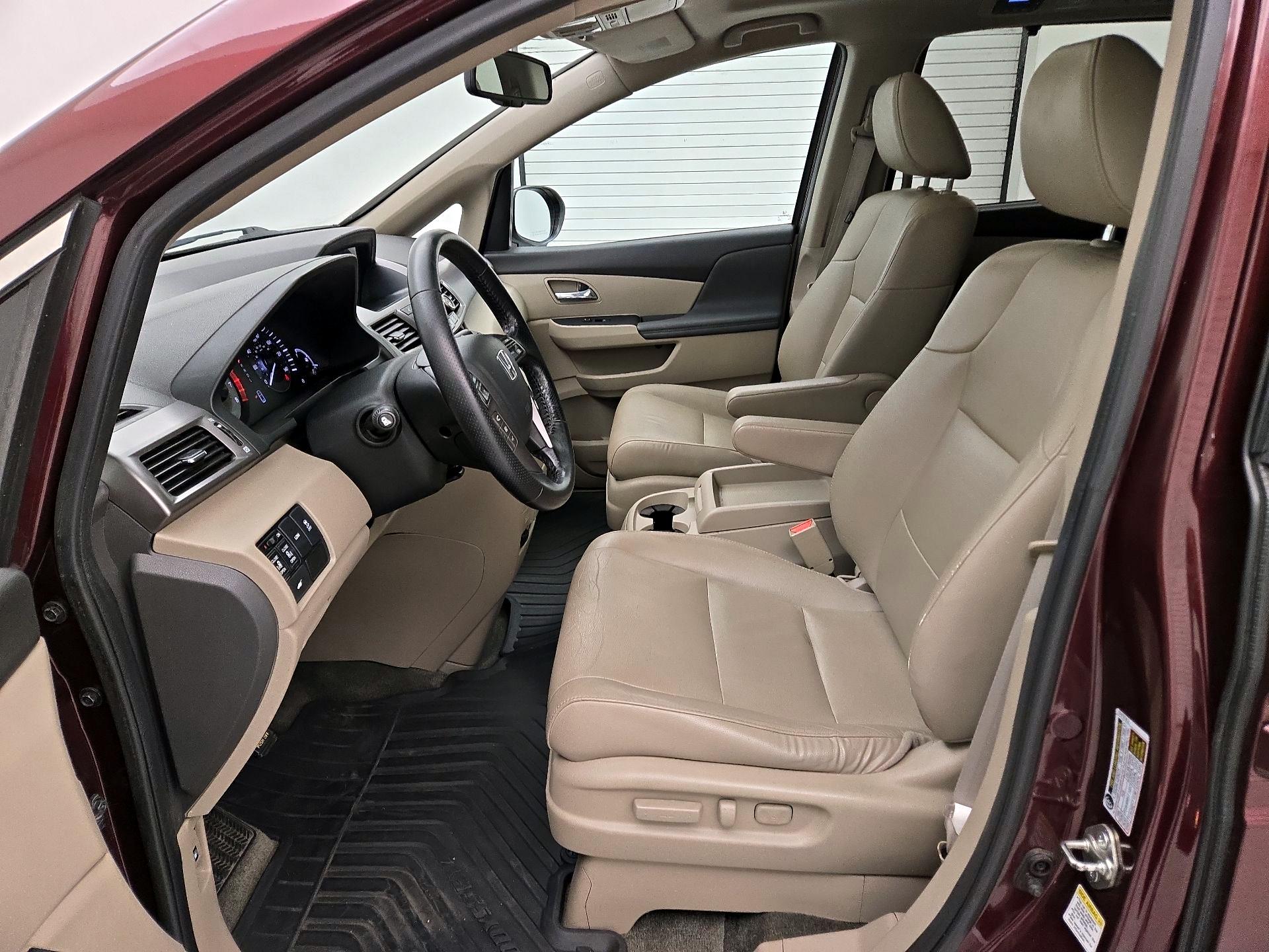 Thumbnail: 2015 Honda Odyssey - 11