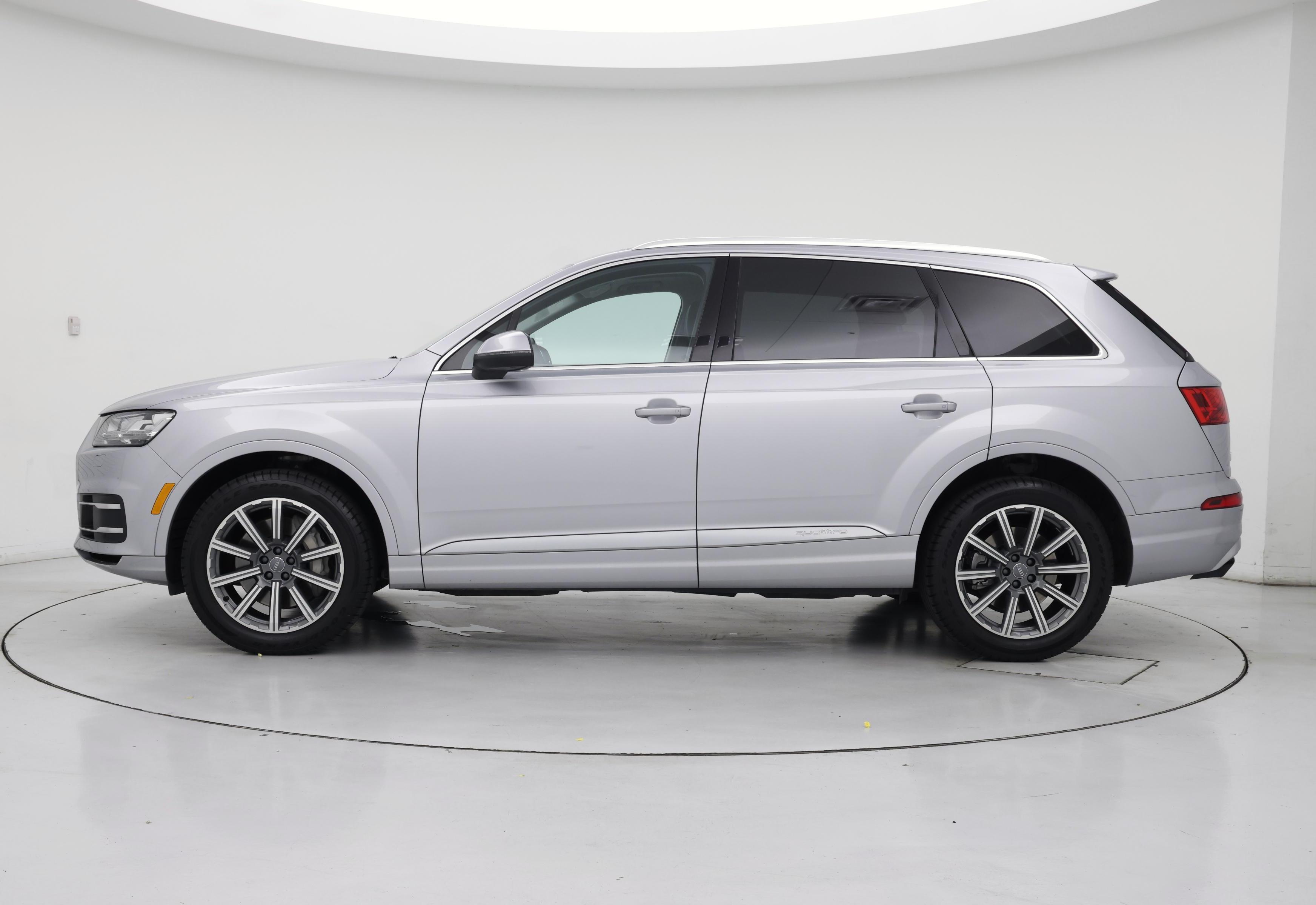 Thumbnail: 2018 Audi Q7 - 3