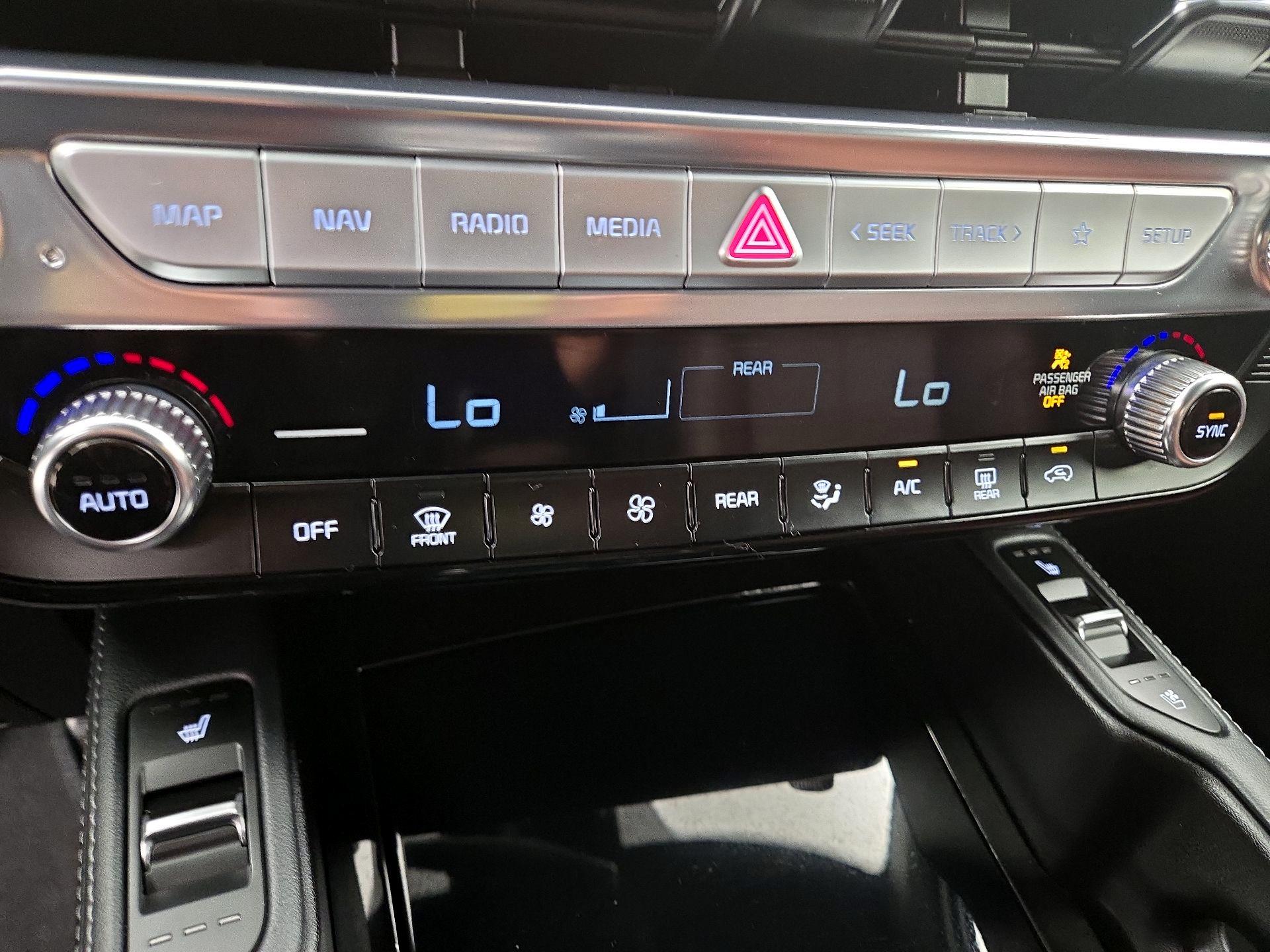 Thumbnail: 2024 Kia Telluride - 16