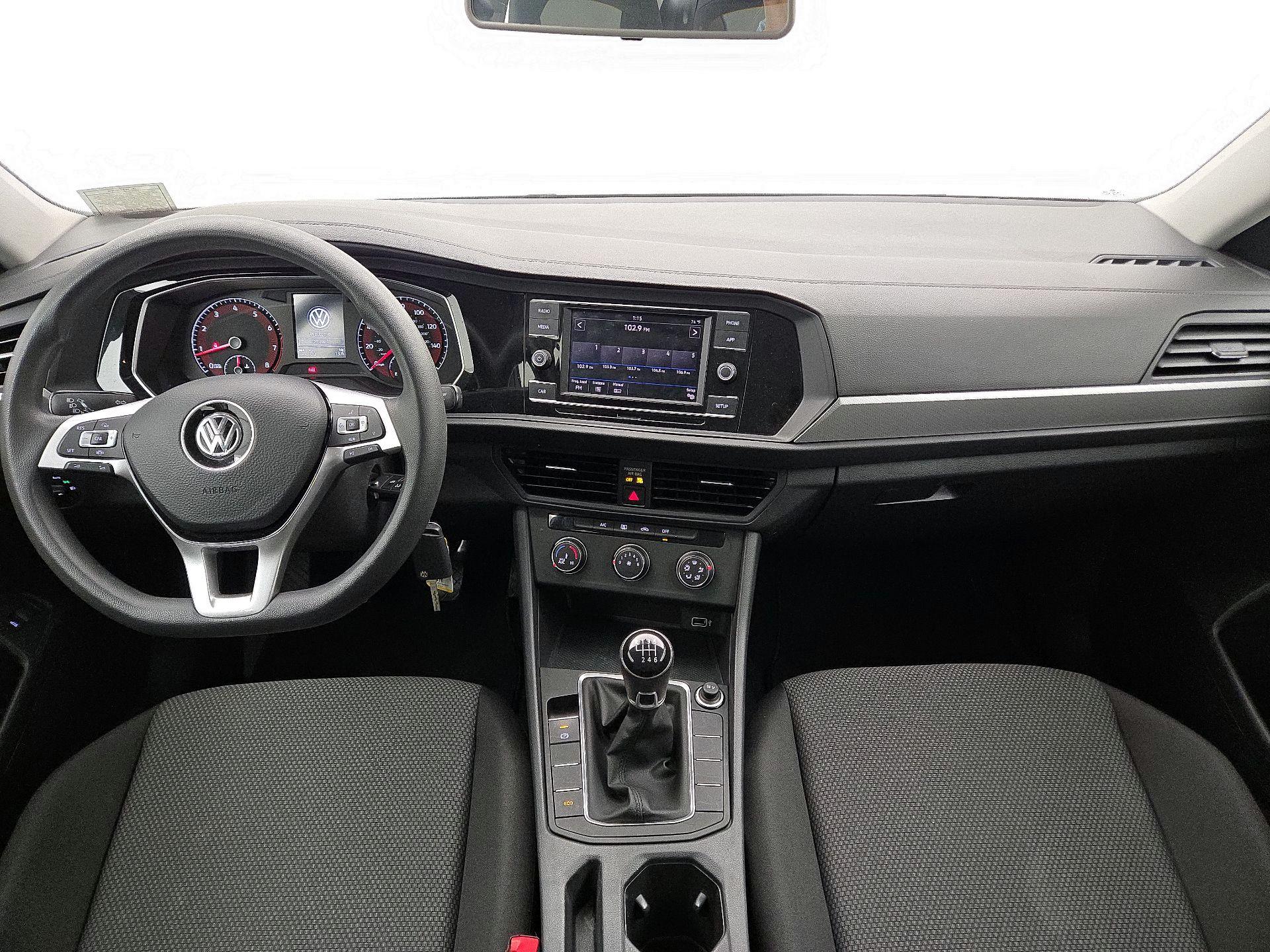 Thumbnail: 2019 Volkswagen Jetta - 9