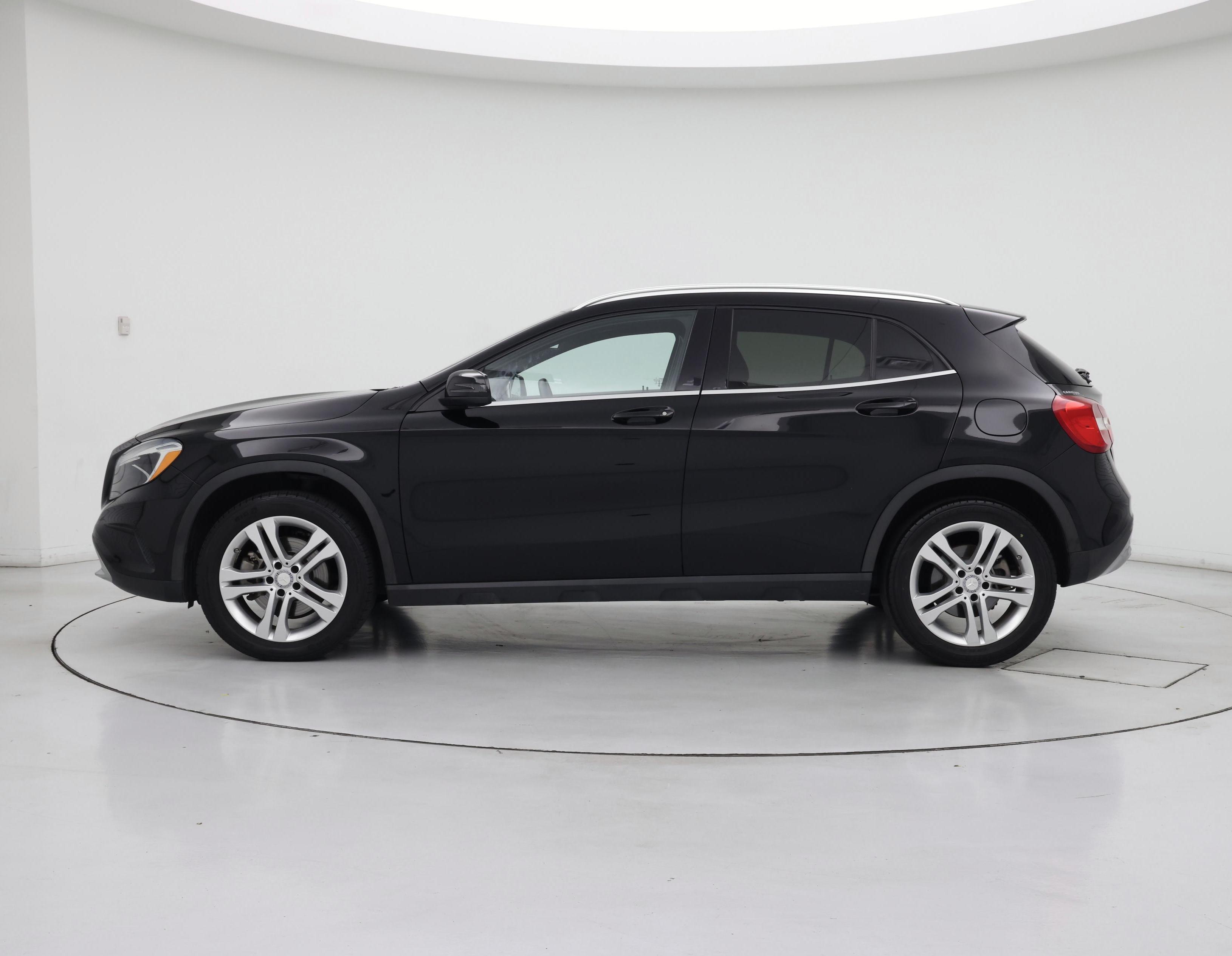 Thumbnail: 2016 Mercedes-Benz GLA - 3