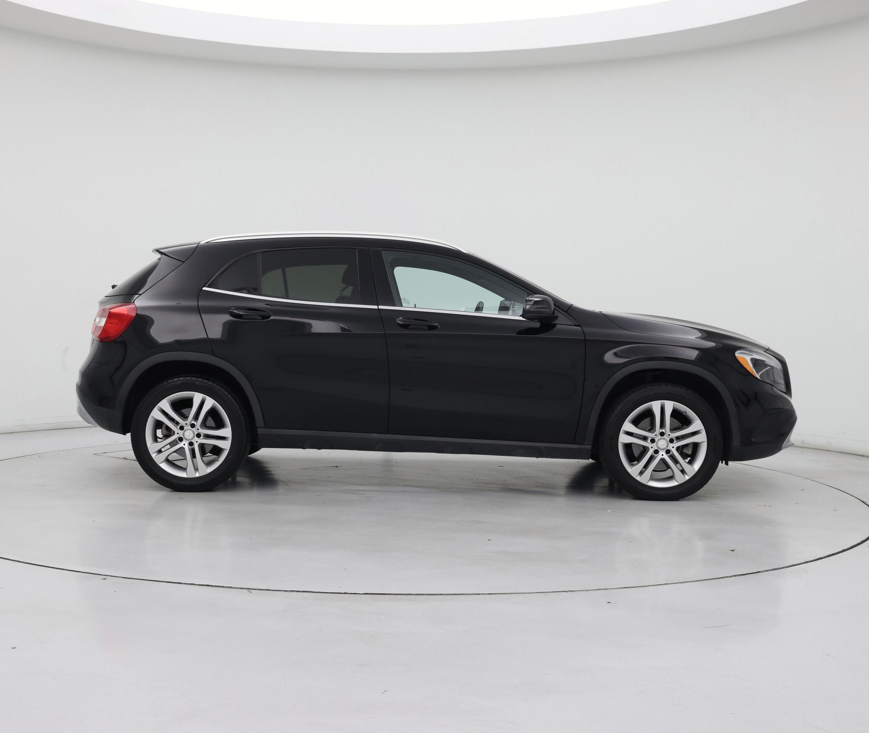 Thumbnail: 2016 Mercedes-Benz GLA - 7