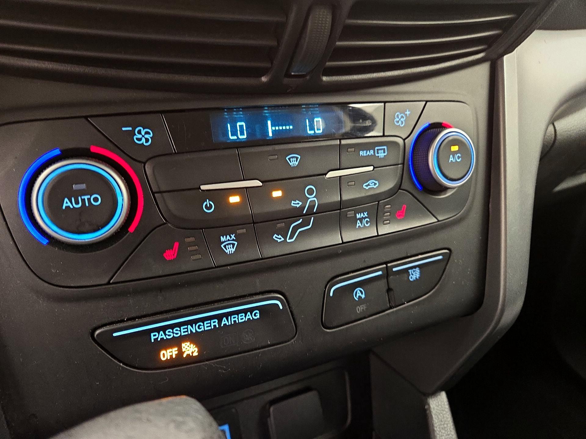 Thumbnail: 2018 Ford Escape - 16