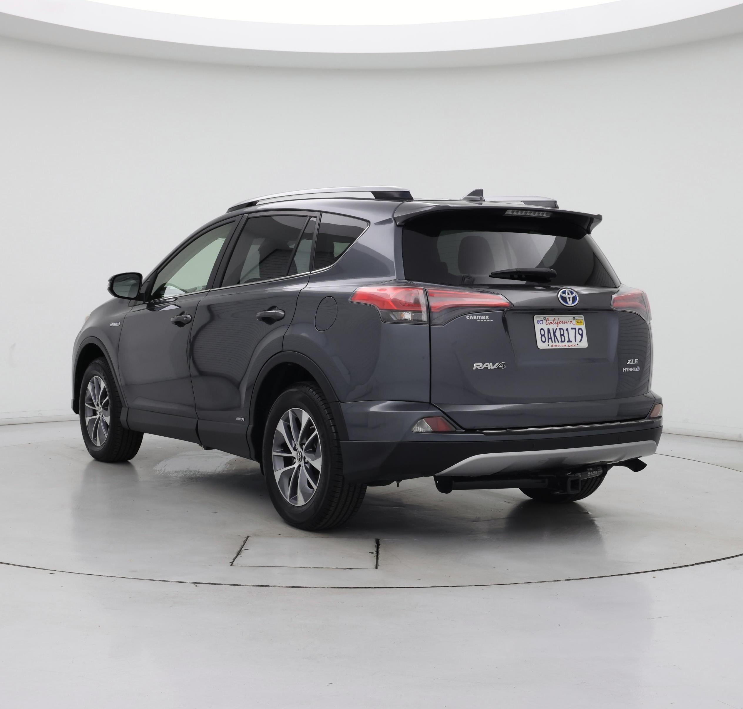 Thumbnail: 2017 Toyota RAV4 - 2