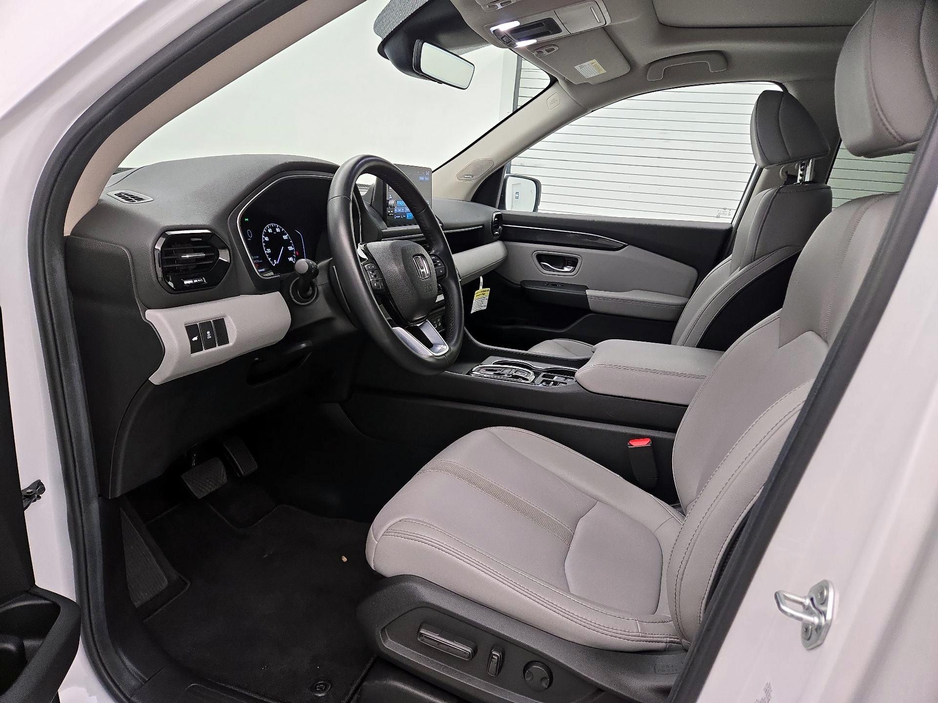 Thumbnail: 2025 Honda Pilot - 11