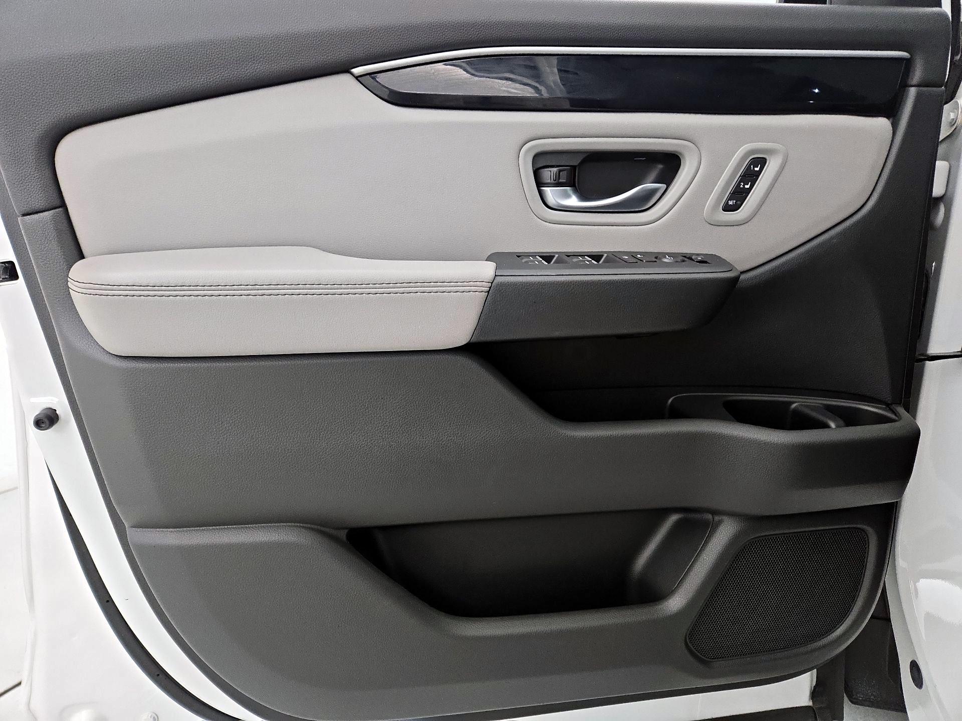 Thumbnail: 2025 Honda Pilot - 12