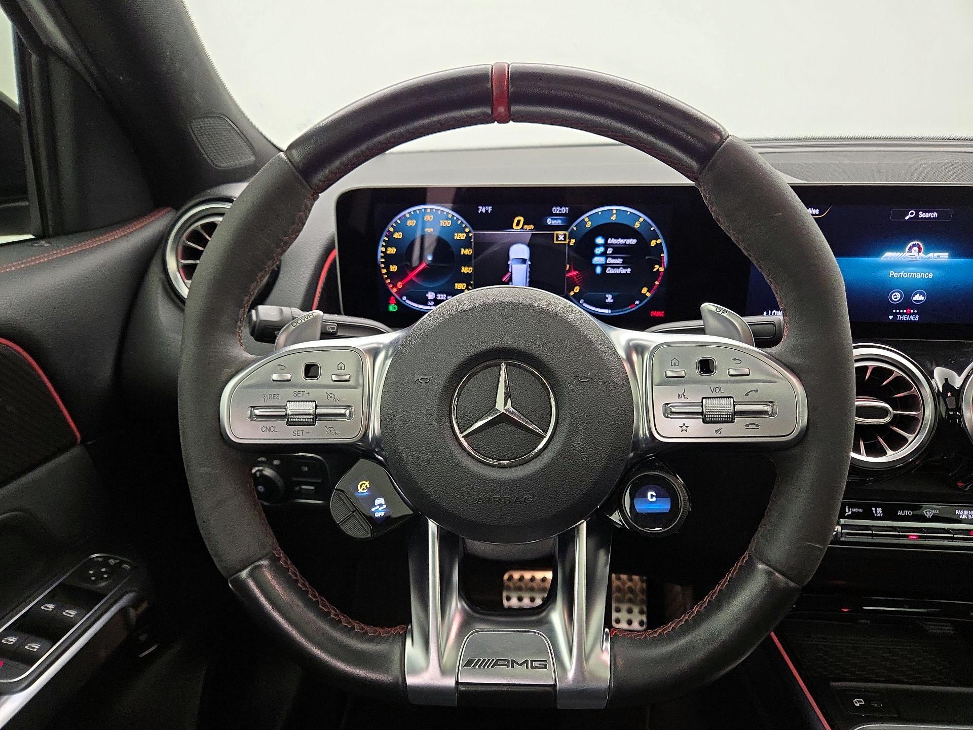 Thumbnail: 2021 Mercedes-Benz GLB - 10