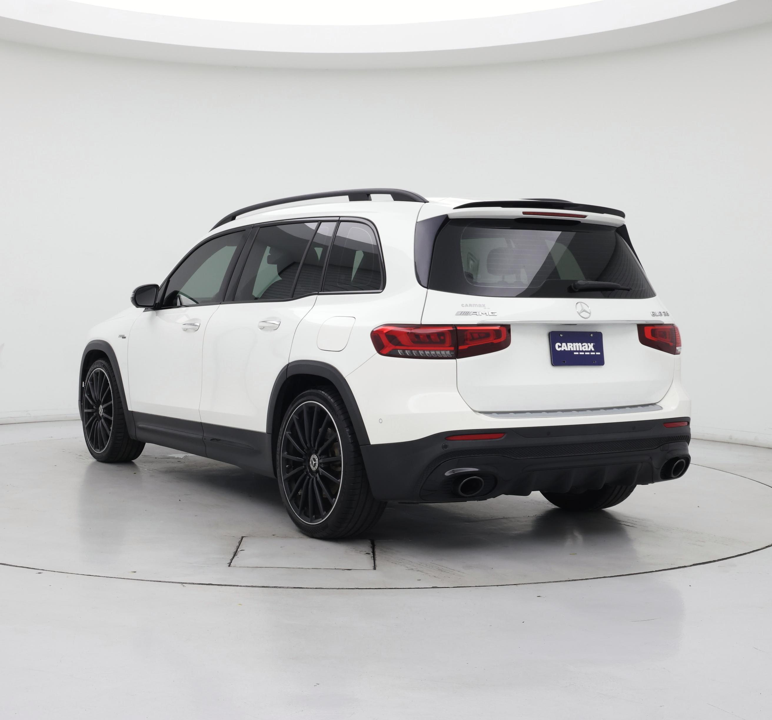 Thumbnail: 2021 Mercedes-Benz GLB - 2