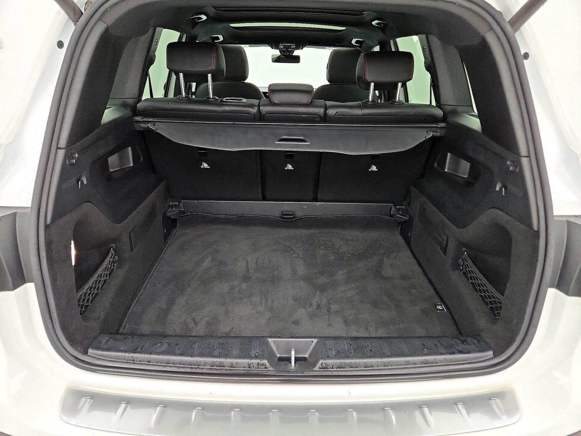 Thumbnail: 2021 Mercedes-Benz GLB - 20