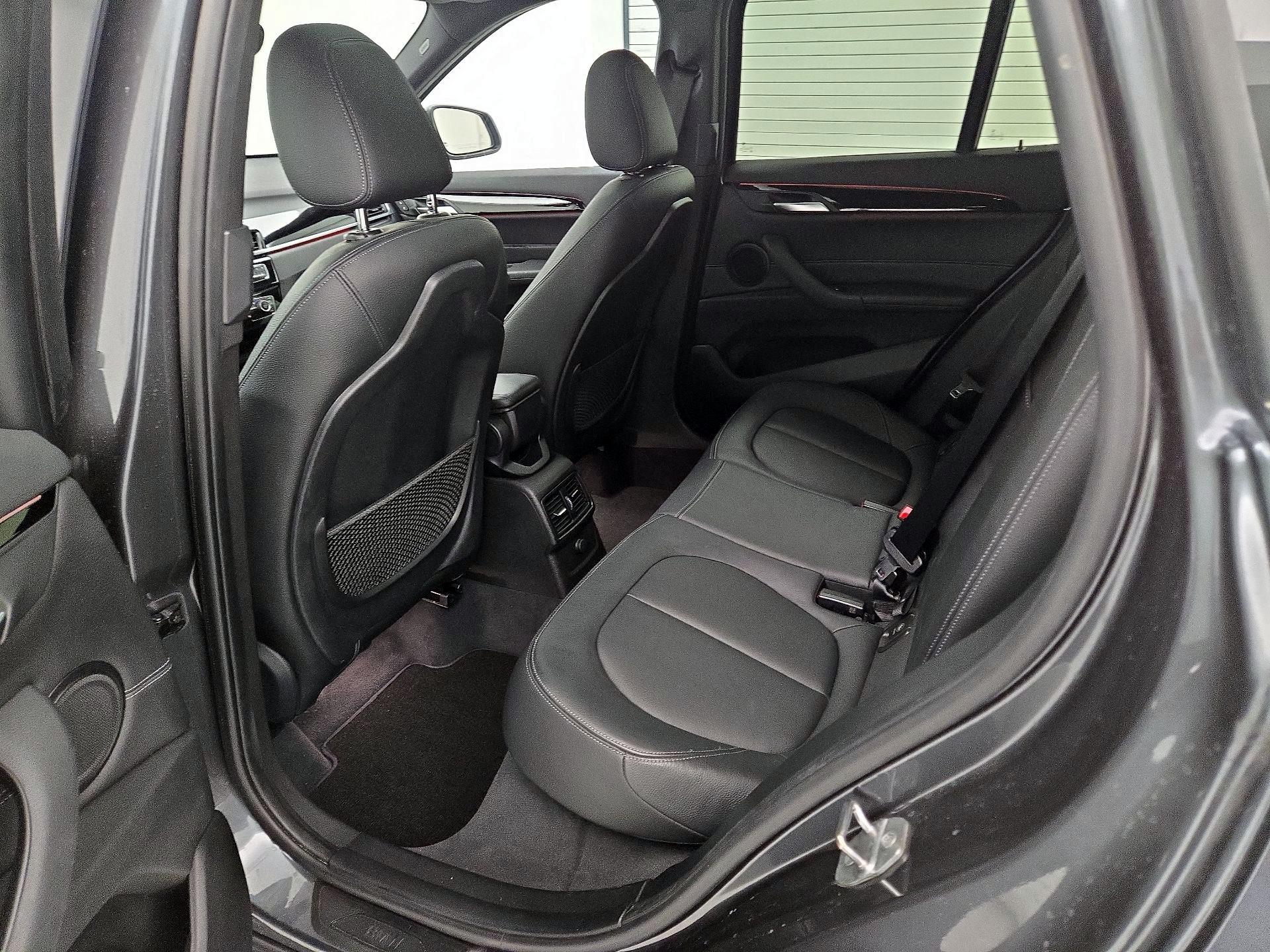 Thumbnail: 2017 BMW X1 - 20