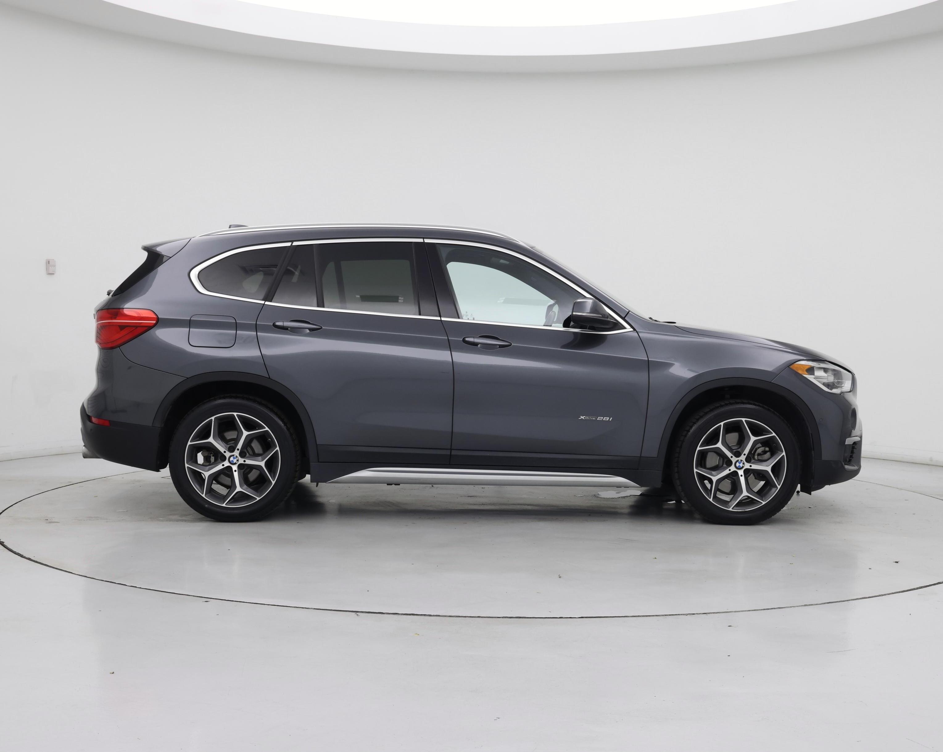 Thumbnail: 2017 BMW X1 - 7