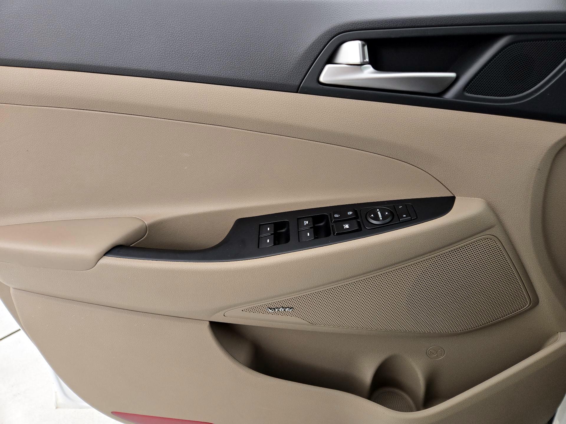 Thumbnail: 2021 Hyundai Tucson - 12