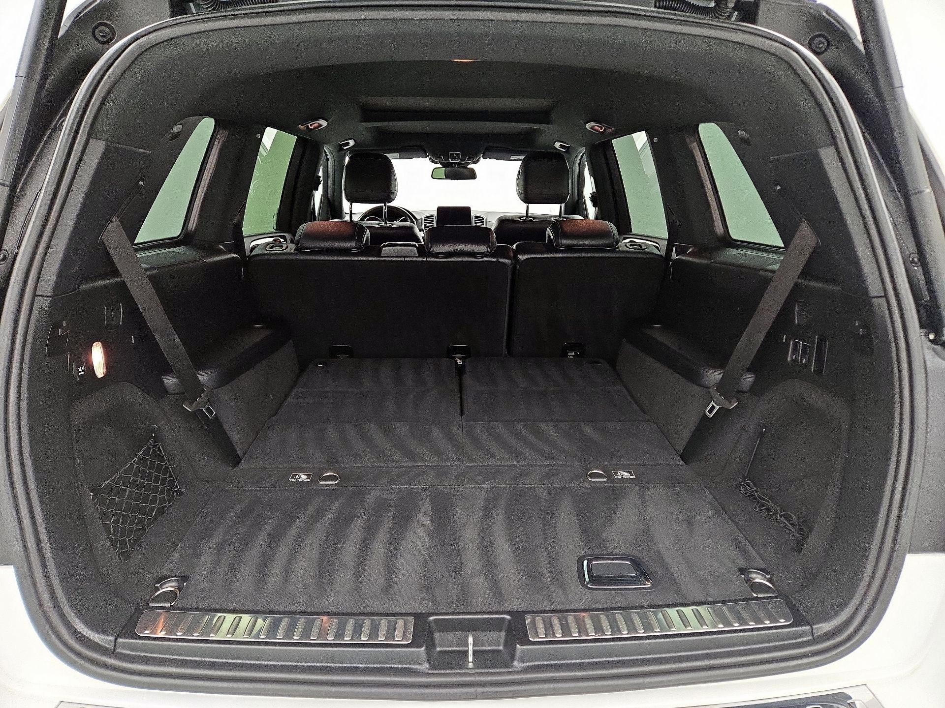 Thumbnail: 2017 Mercedes-Benz GLS - 19